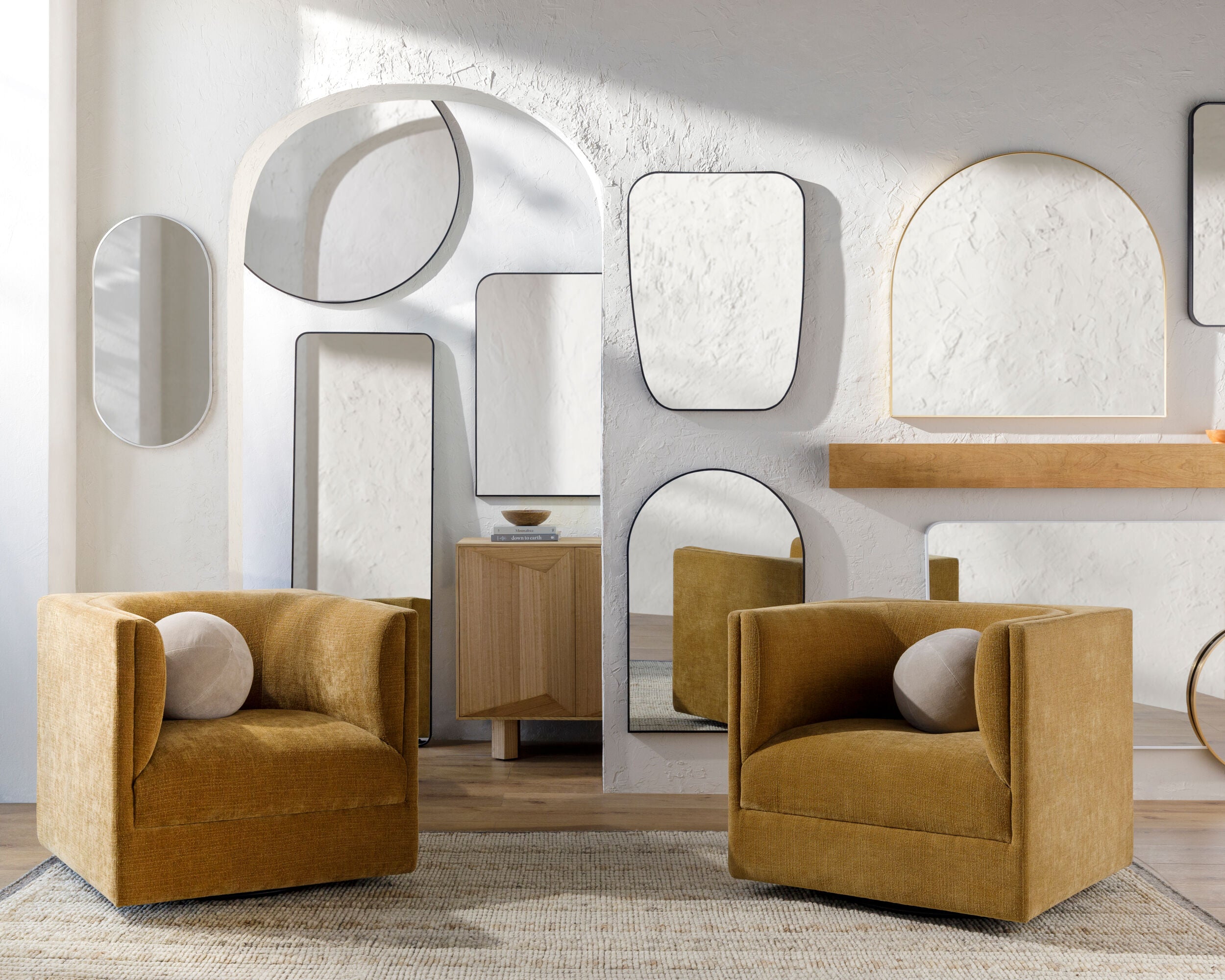 Aranya Accent Mirror