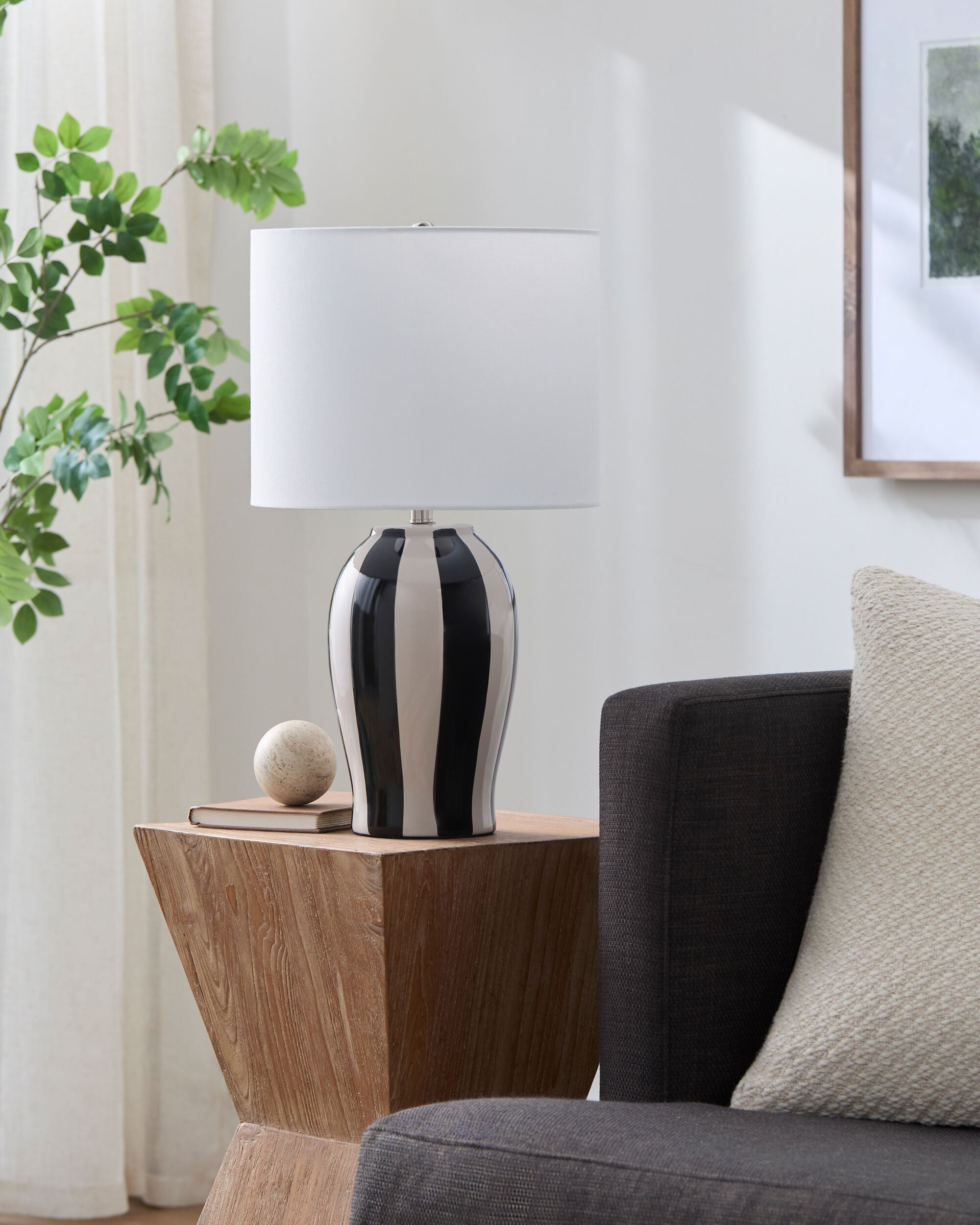 Rethel Accent Table Lamp