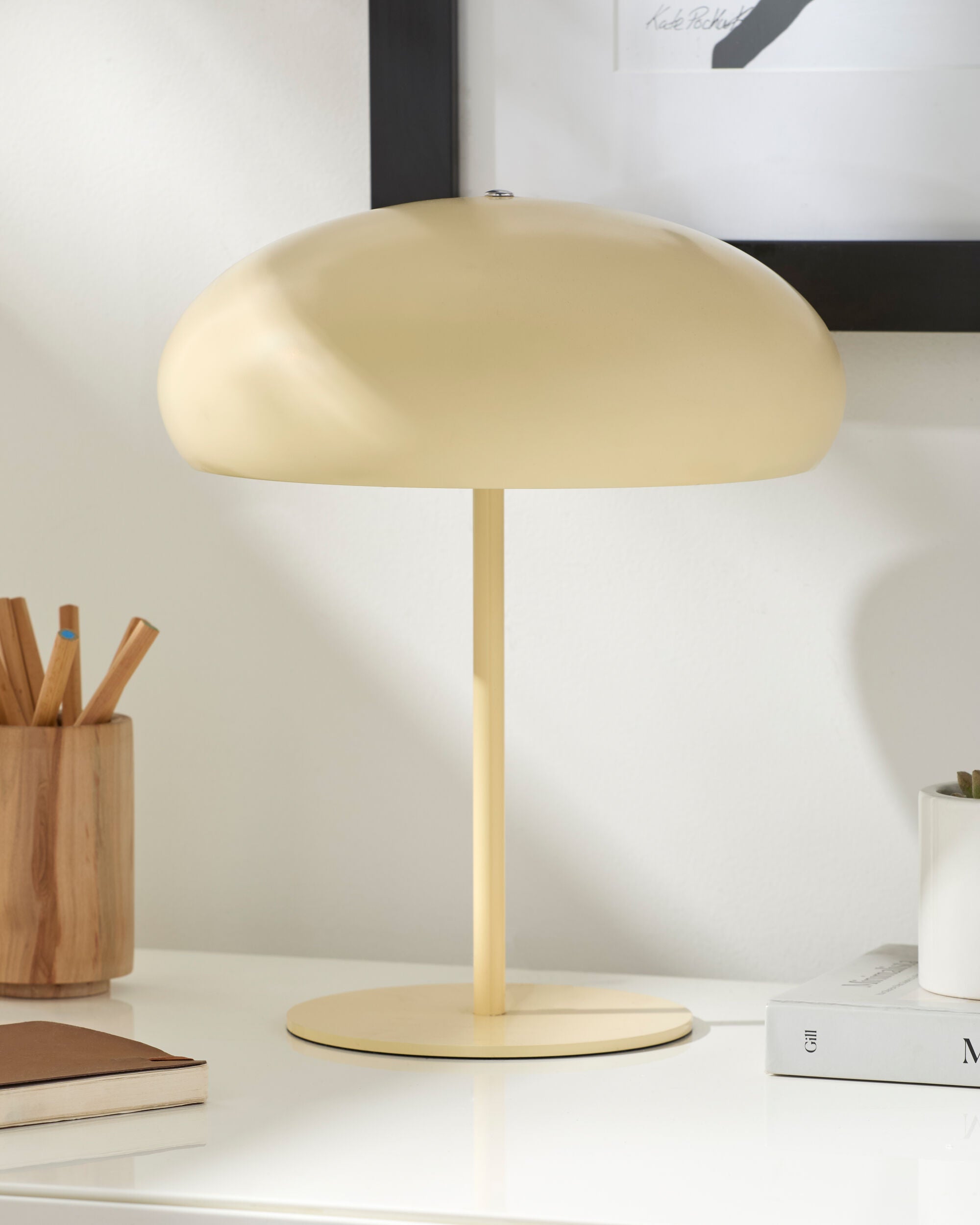 Sukimina Accent Table Lamp