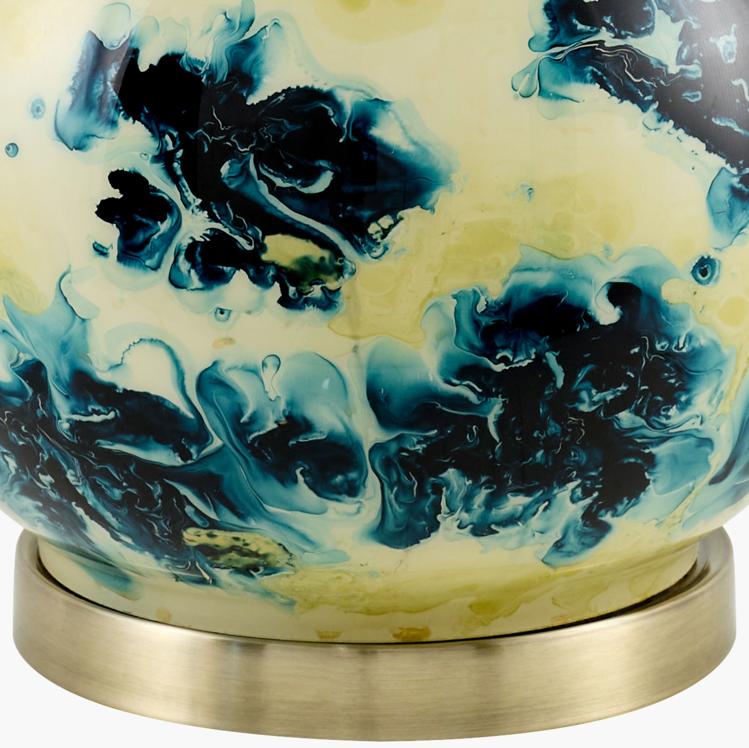 Snicarte Accent Table Lamp