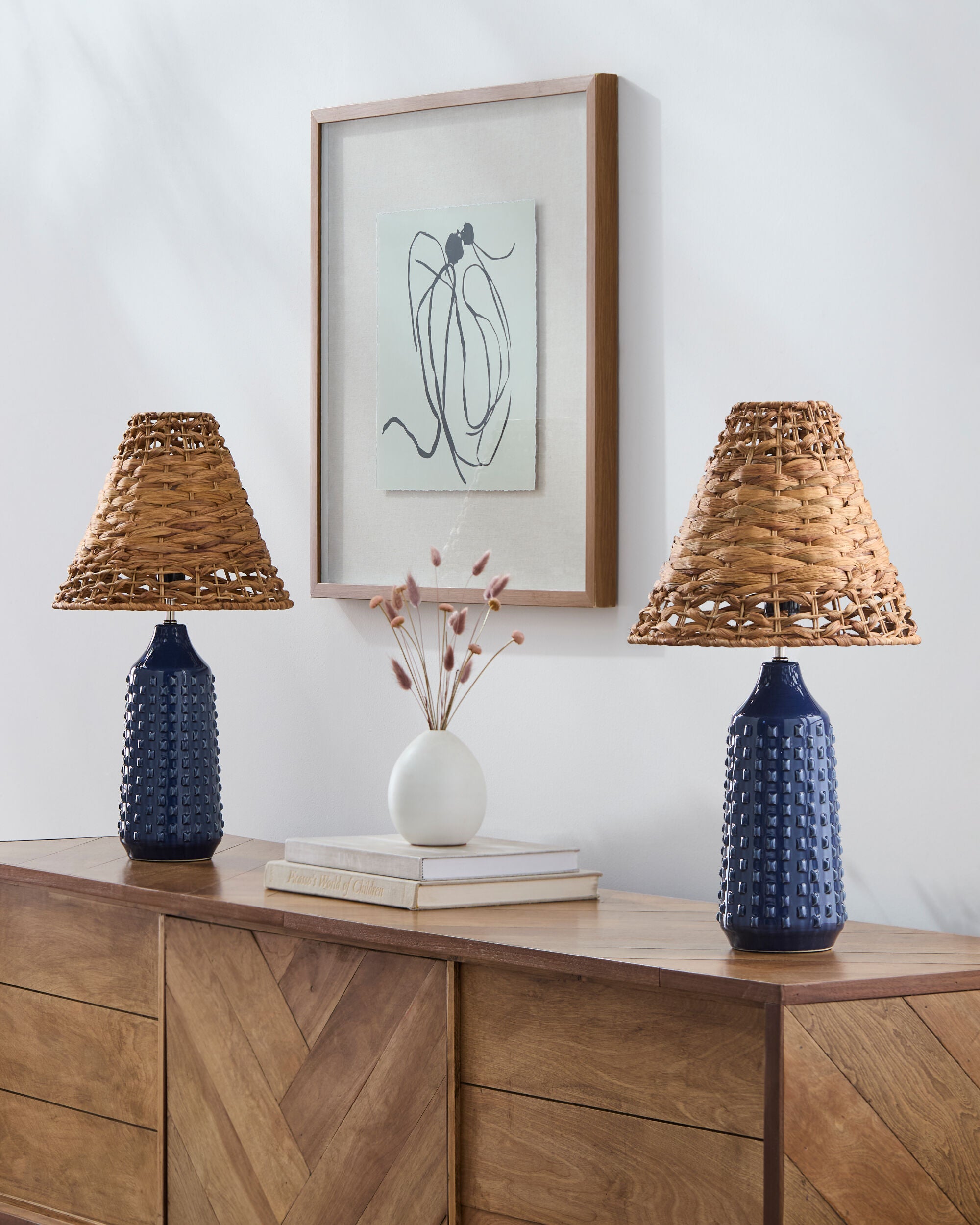 Tatogga Accent Table Lamp