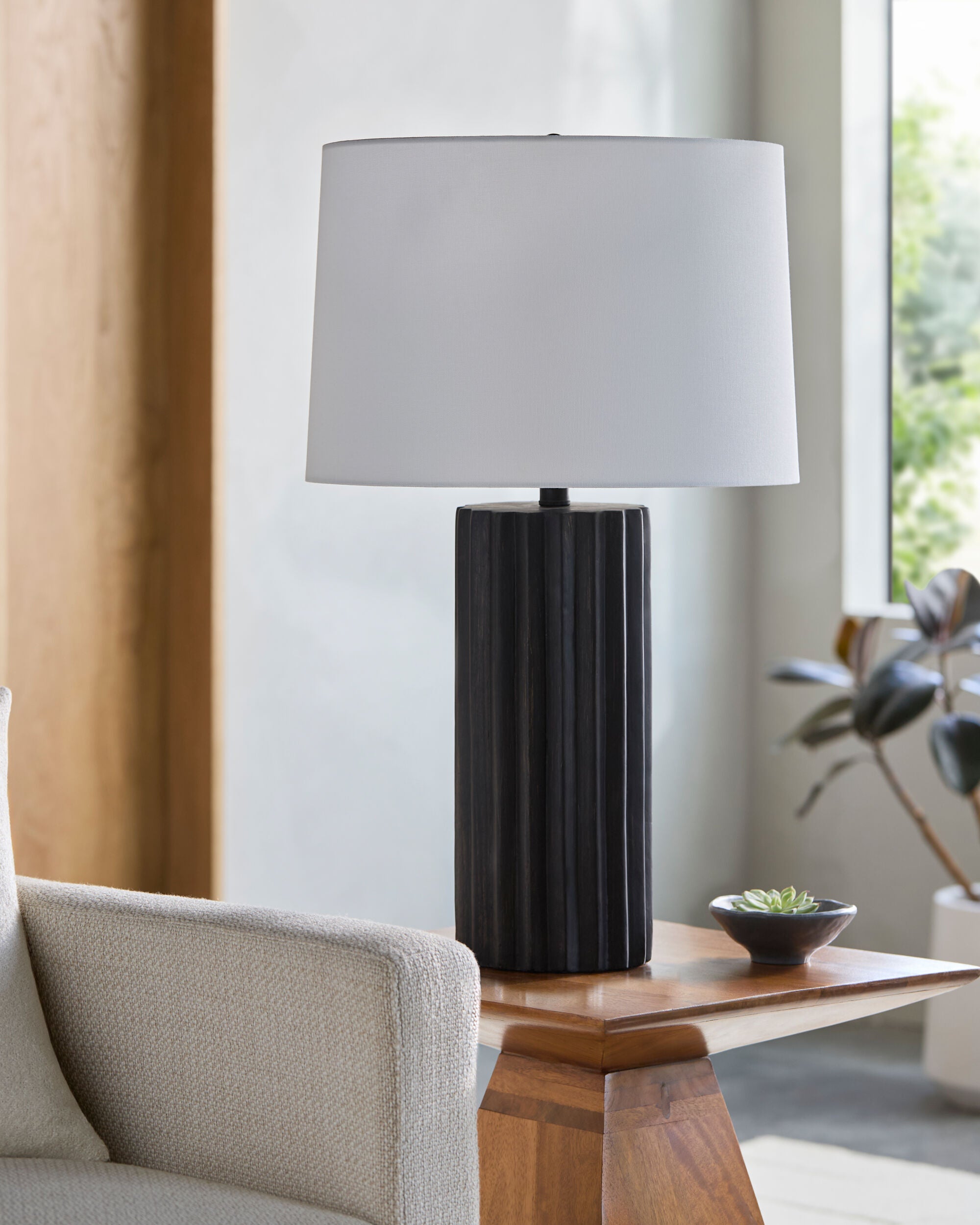 Terza Accent Table Lamp