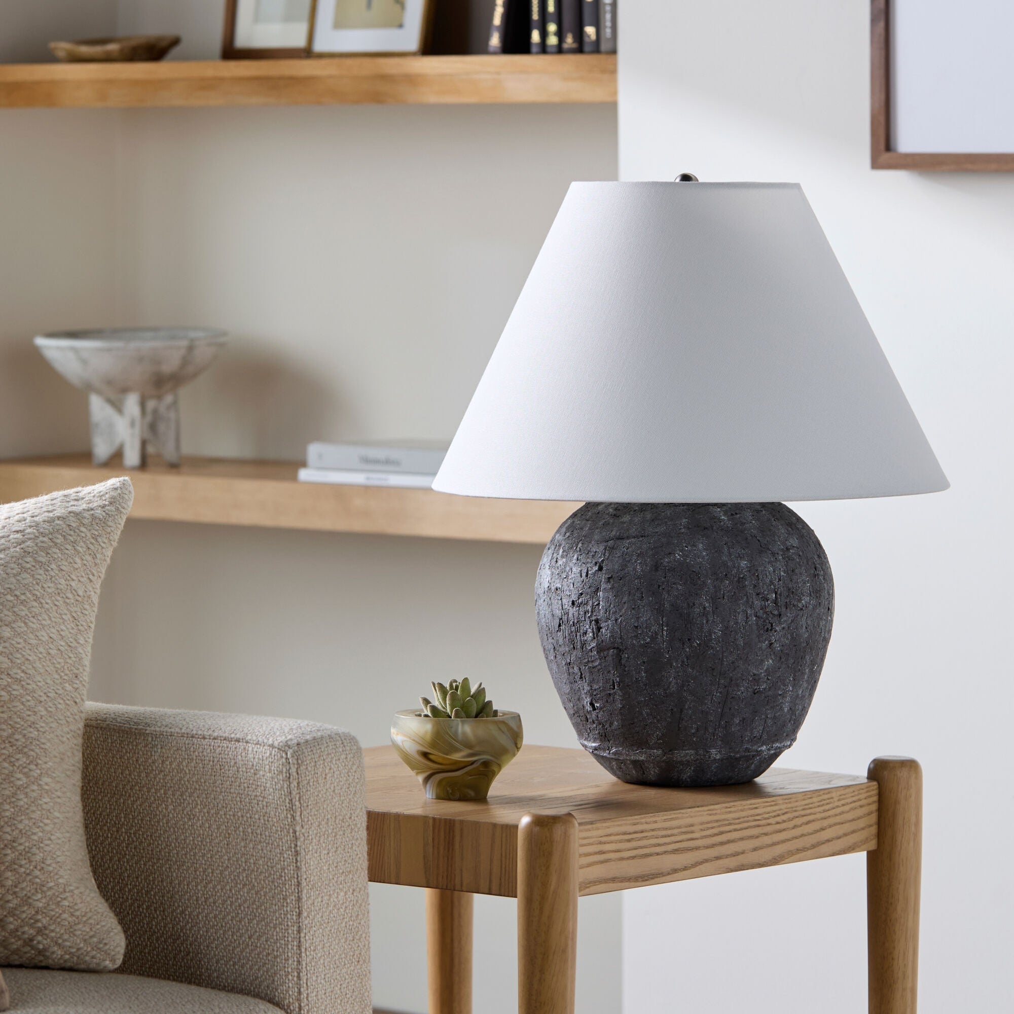 Wairaki Accent Table Lamp