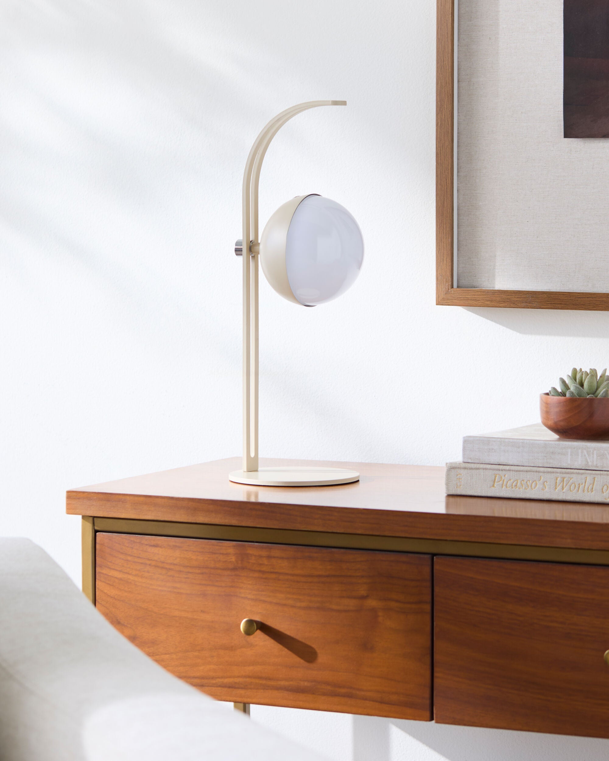 Yuelin Accent Table Lamp