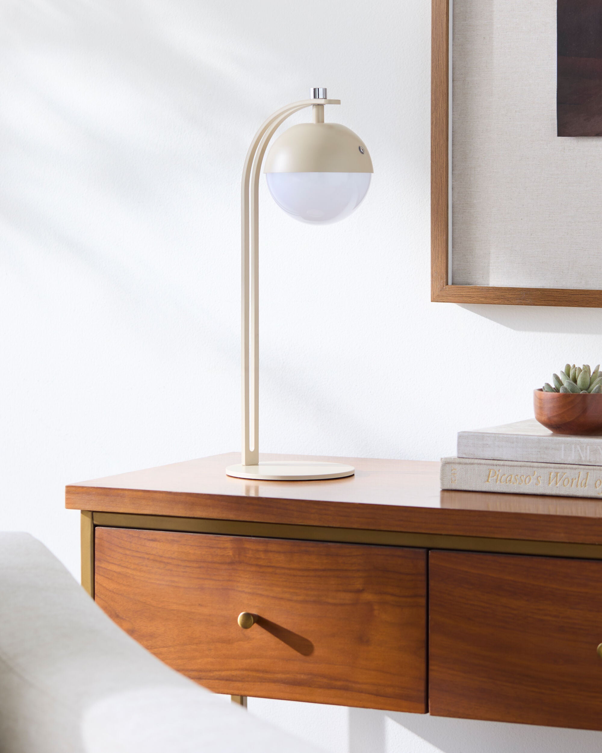 Yuelin Accent Table Lamp