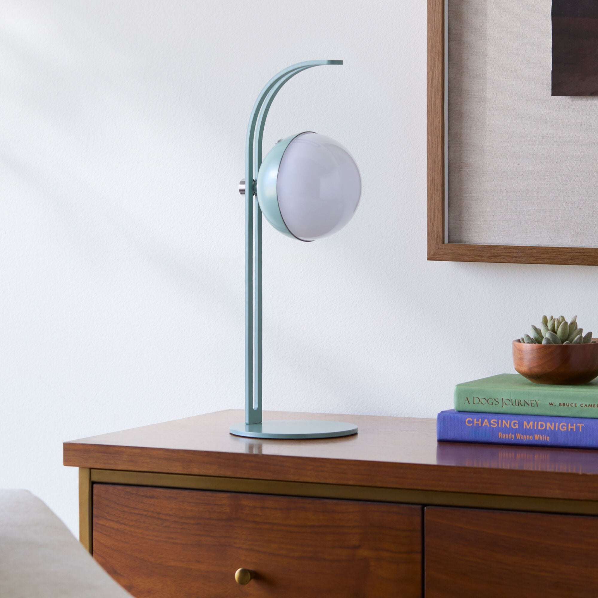Yuelin Accent Table Lamp