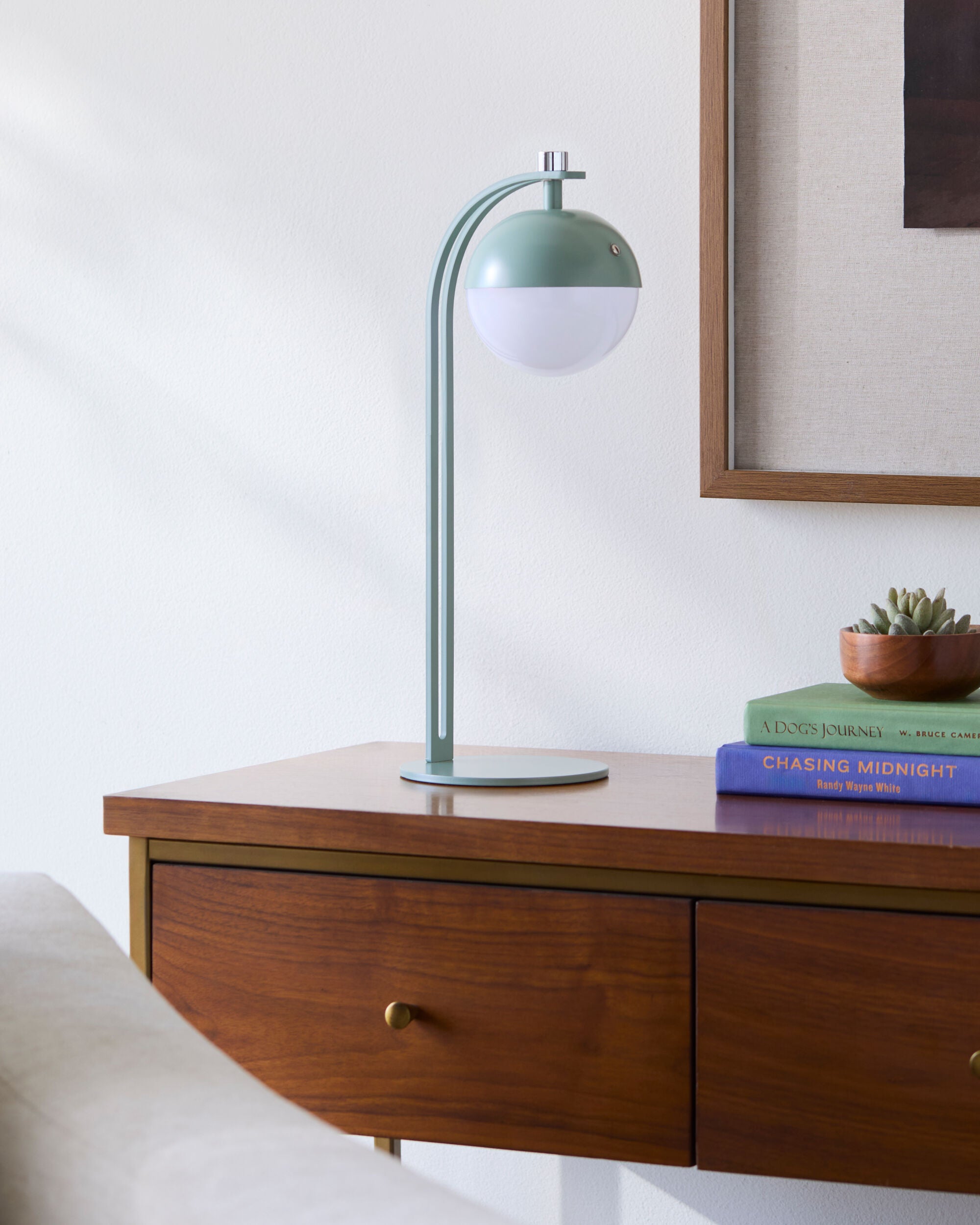 Yuelin Accent Table Lamp