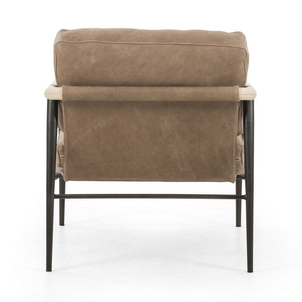 Chaise avec cadre en carbone