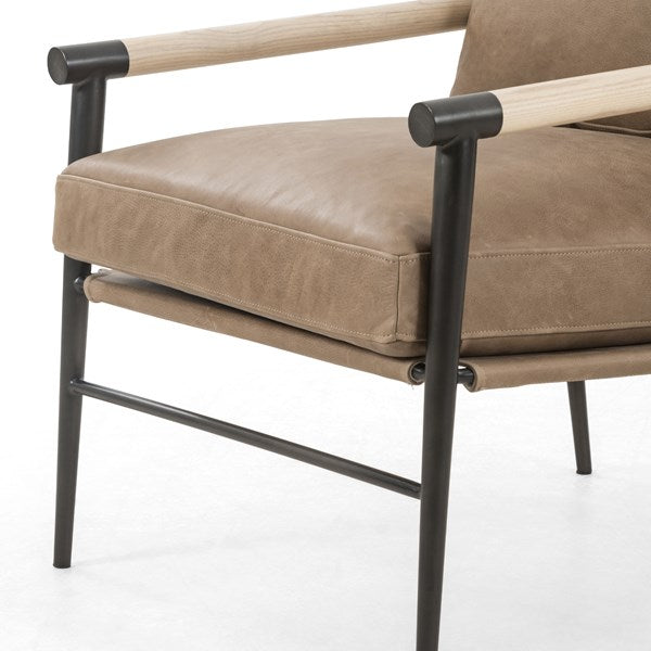 Chaise avec cadre en carbone