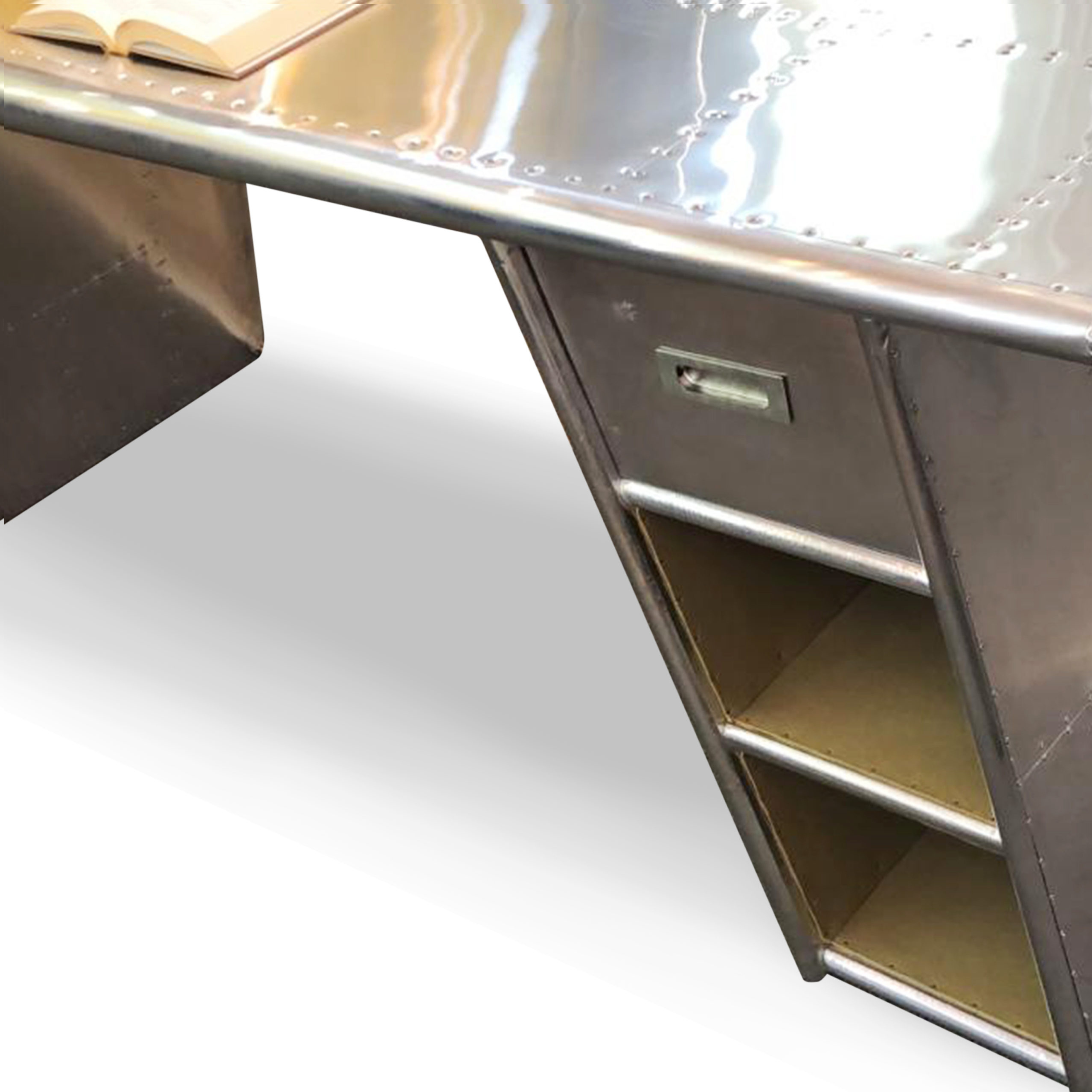 Aviator Desk