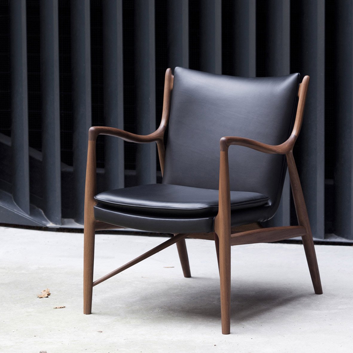 Chaise Finn Juhl modèle 45
