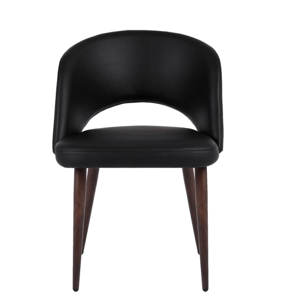 Chaise Henrick
