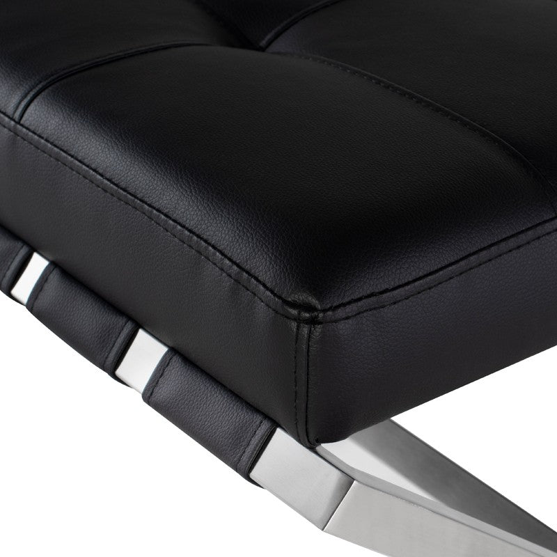 Banc Auguste avec base en acier inoxydable