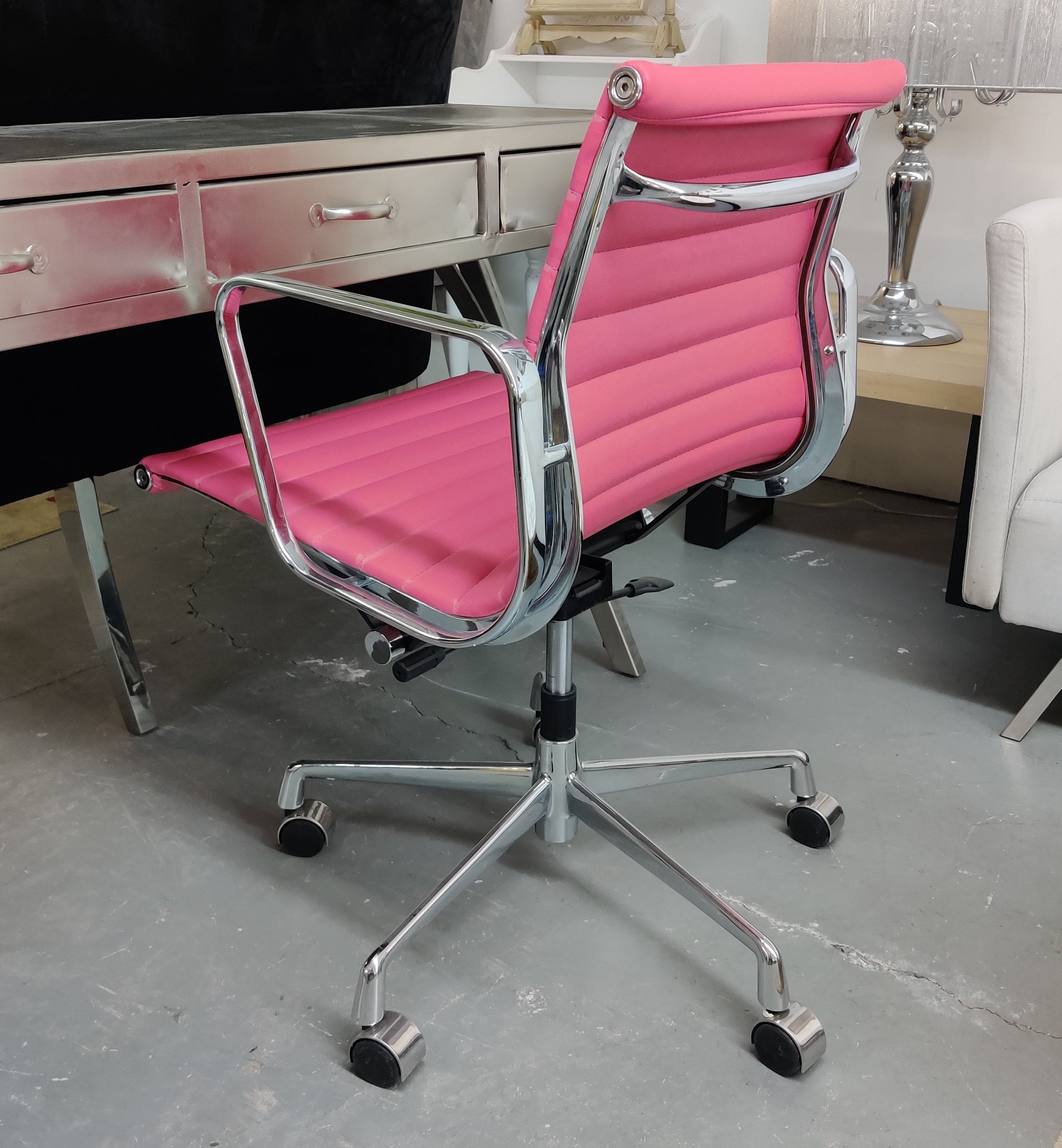 Pink Office Chair | Floor Model