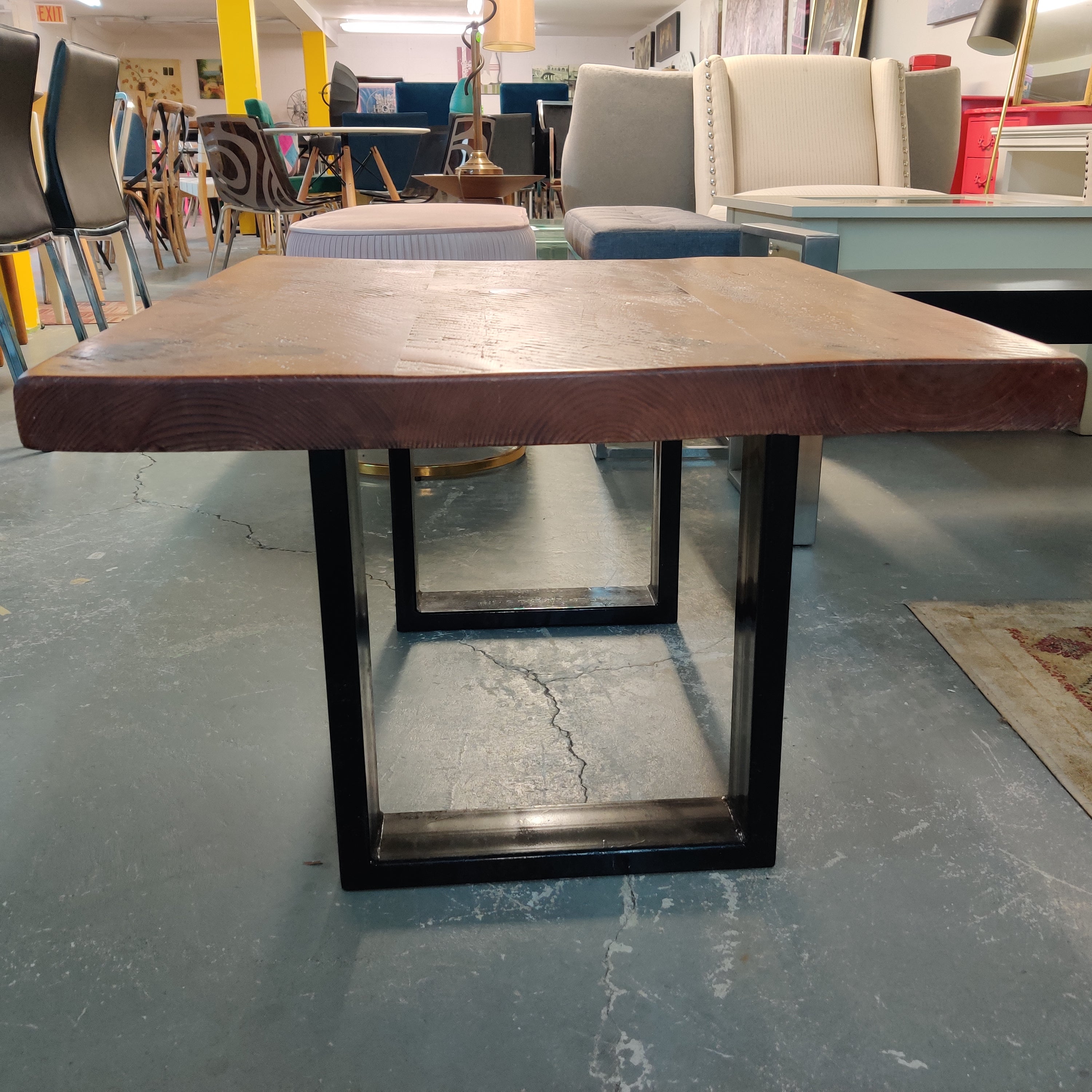 Table basse en bois | Modèle de sol