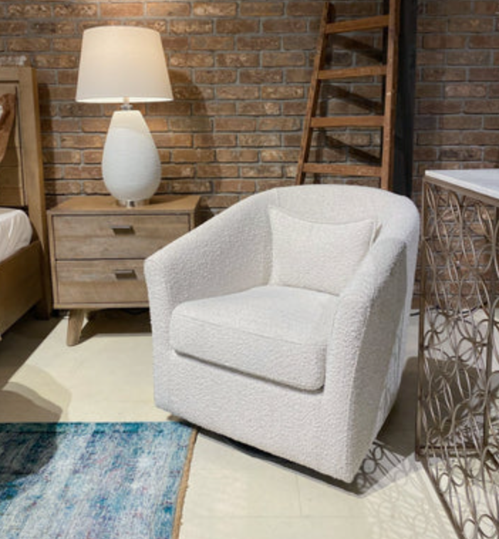 Carmen Club Chair
