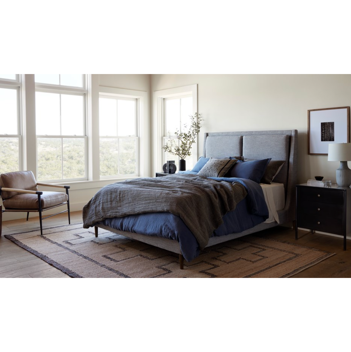 Harmon Metal Nightstand (24")