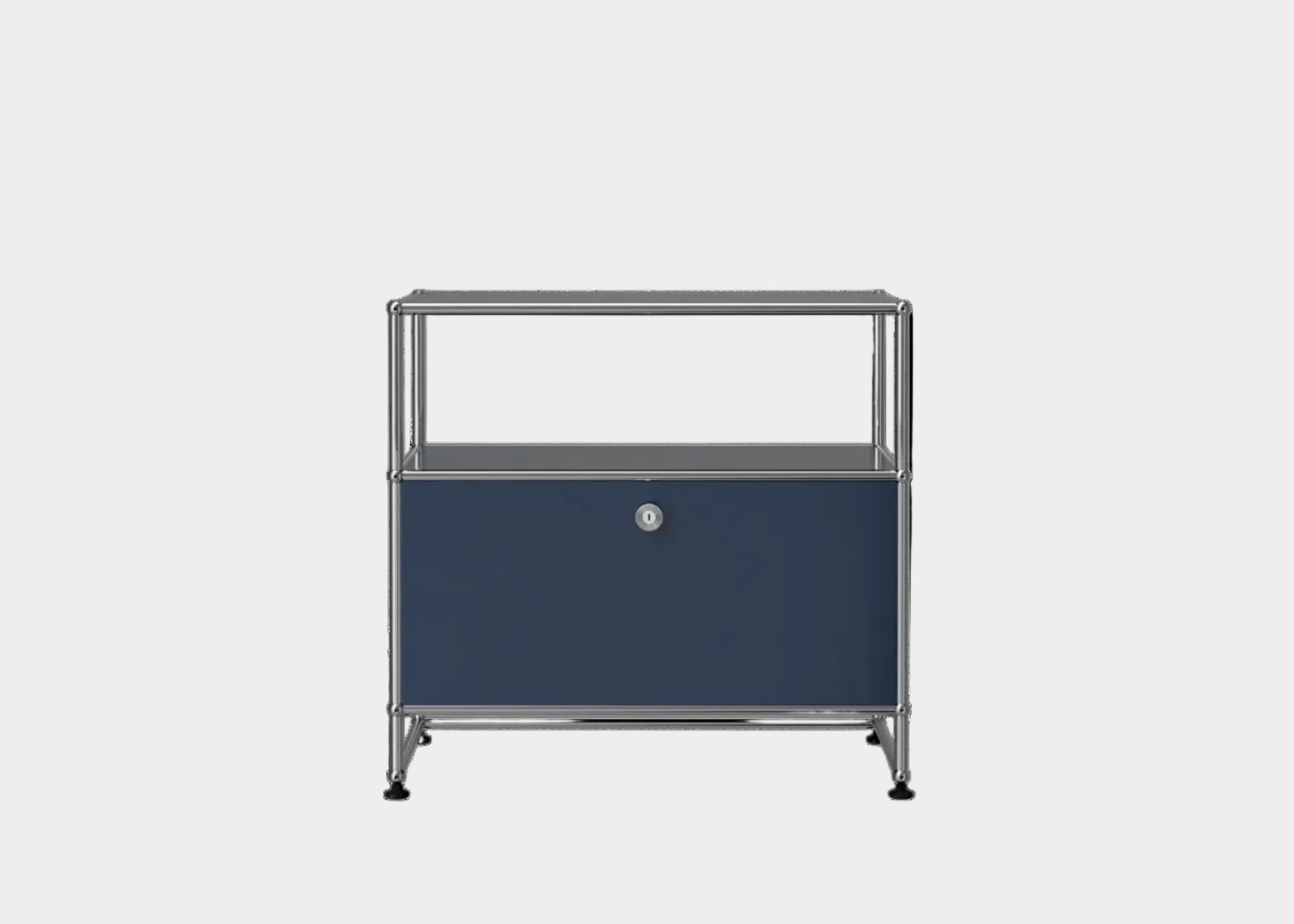 USM X Symbol Record Stand