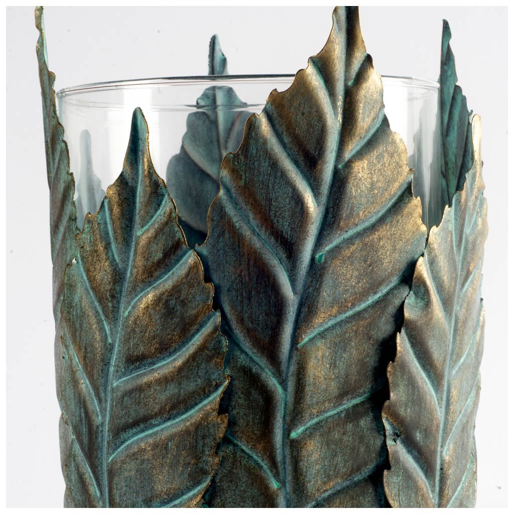 Pana Candle Holder