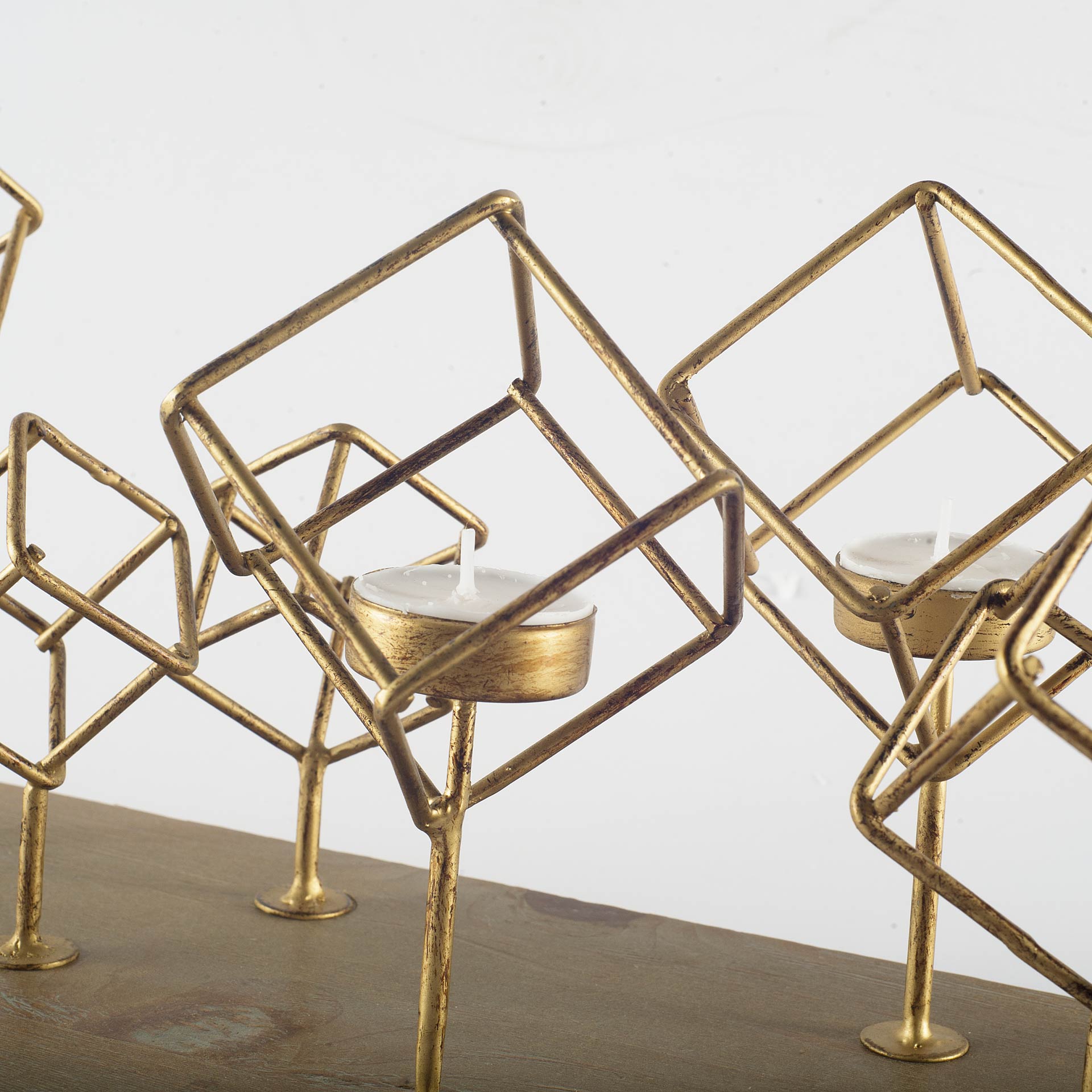 Salvador Candle Holder
