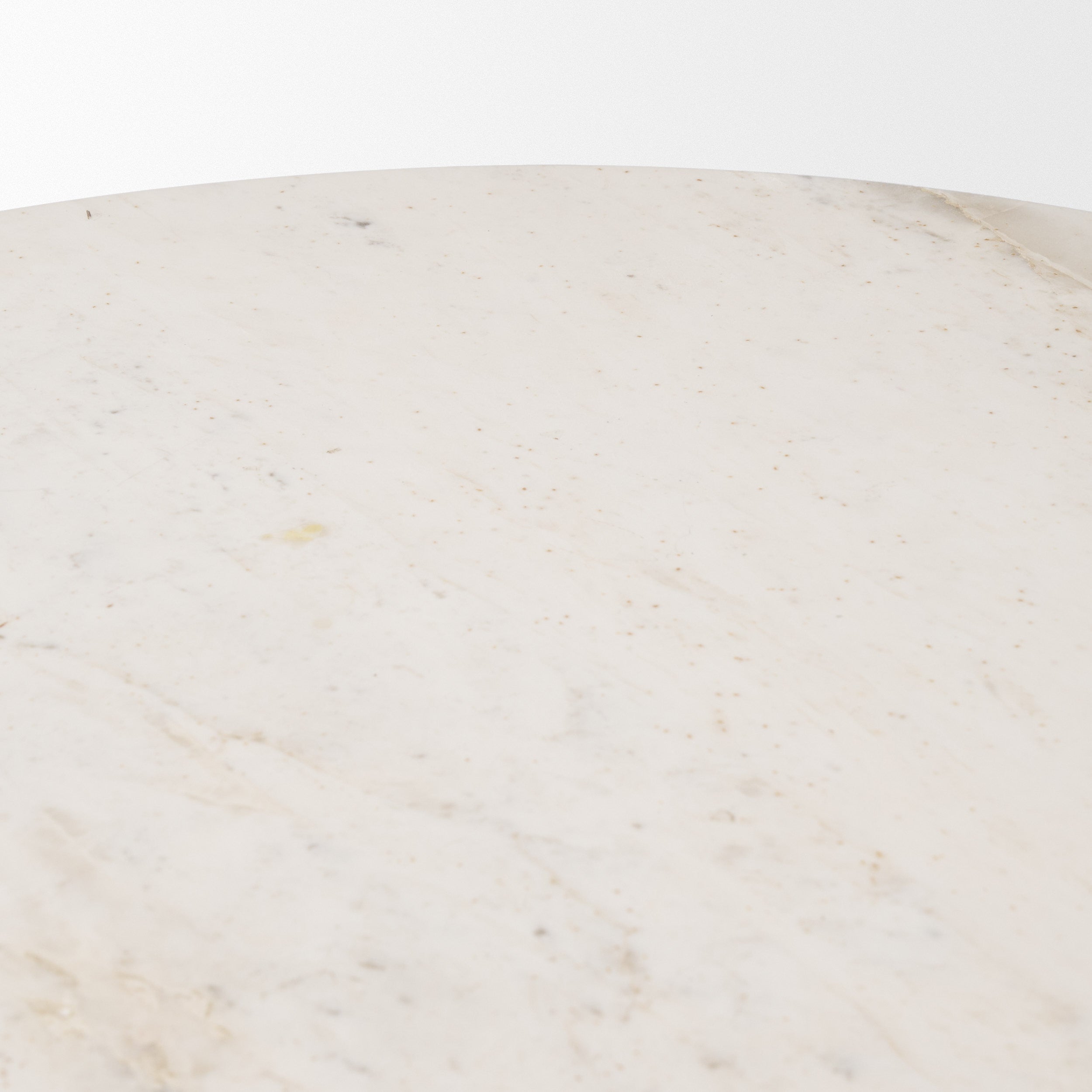 Veneto 40" Round Dining Table
