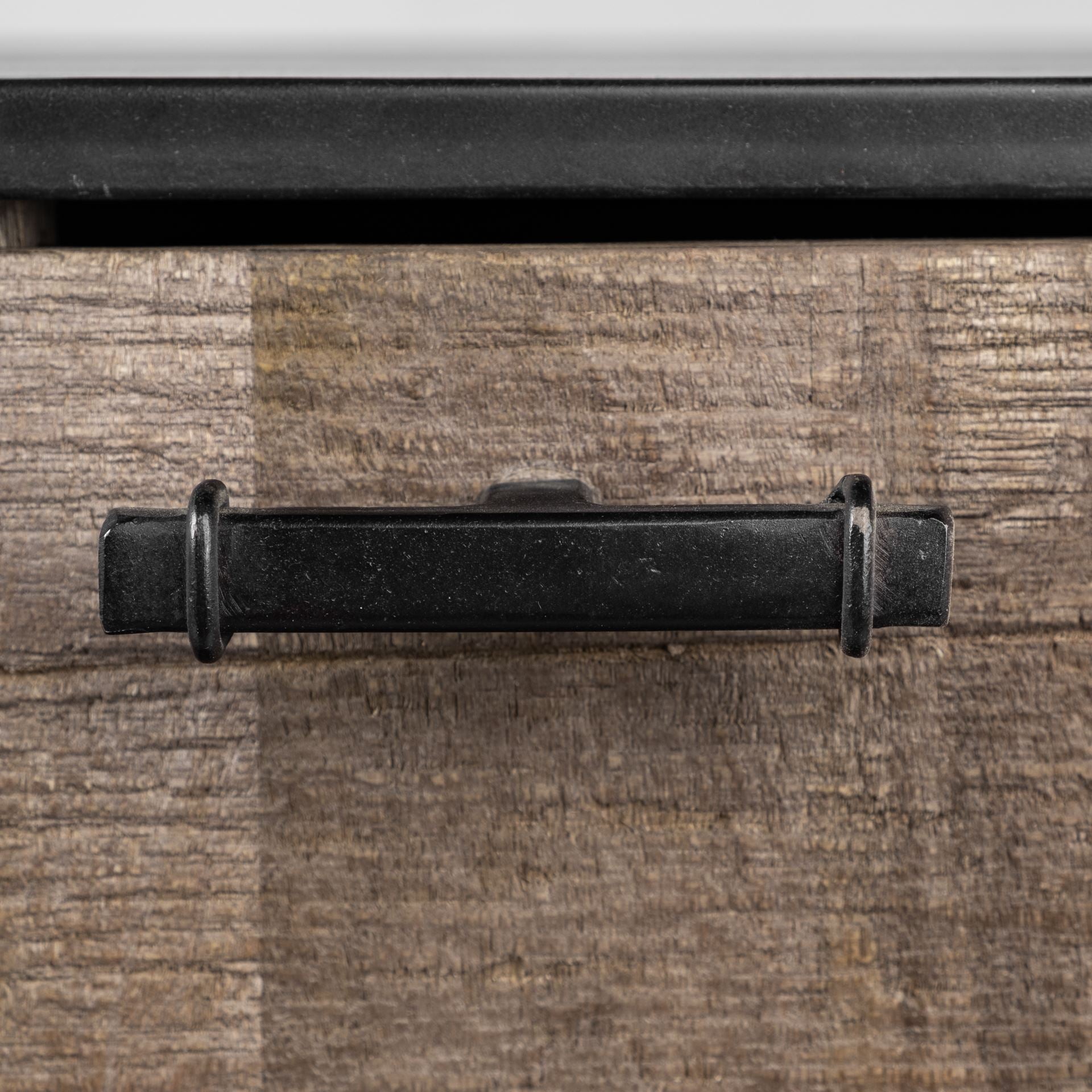 Alvin Sideboard