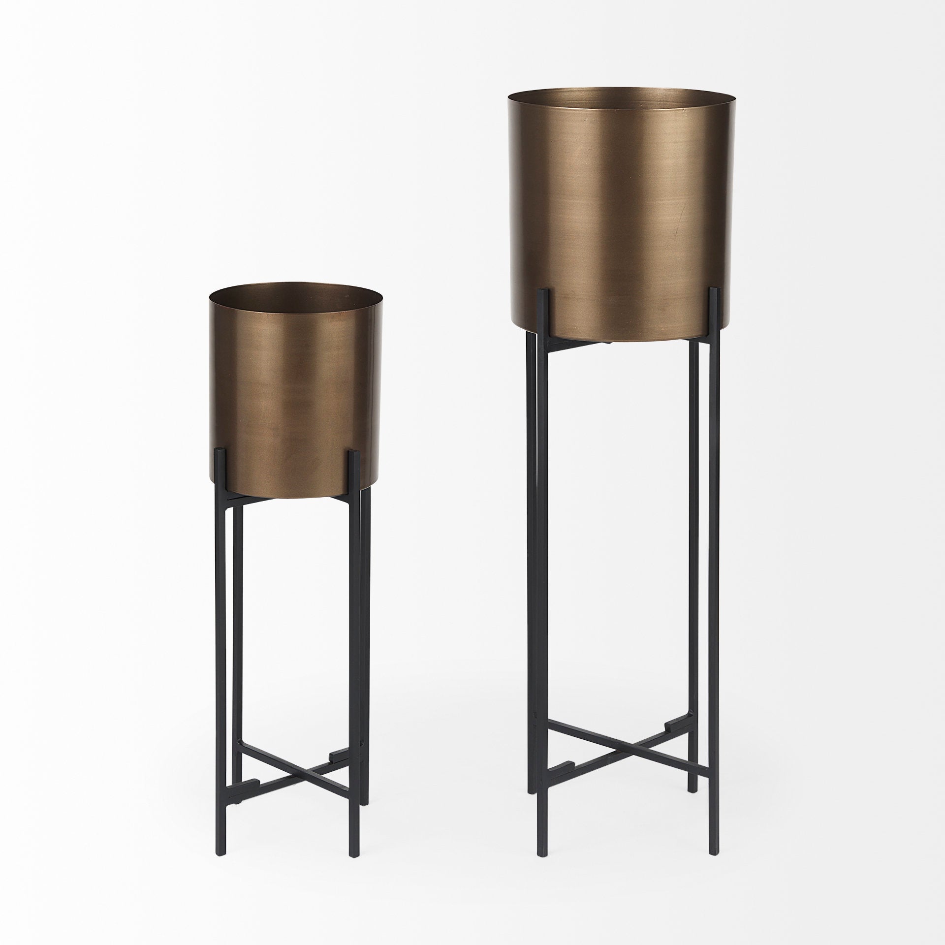 Sowerberry Plant Stand