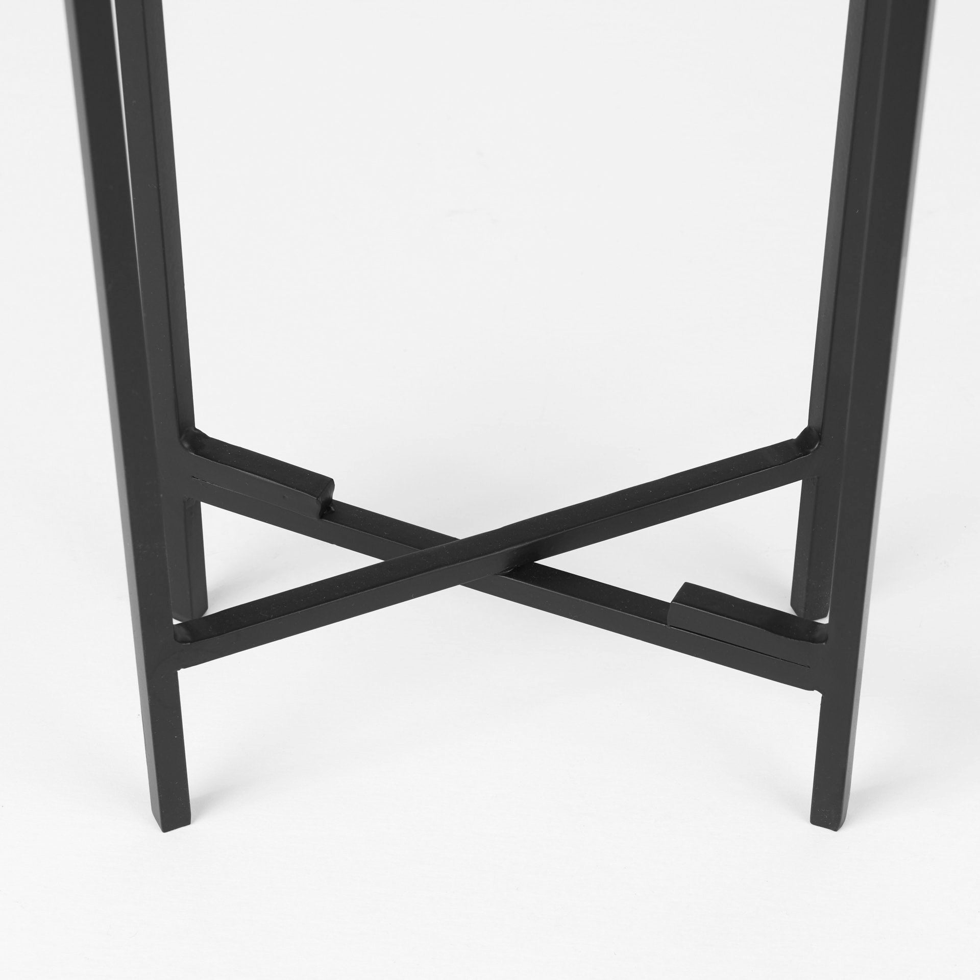 Sowerberry Plant Stand