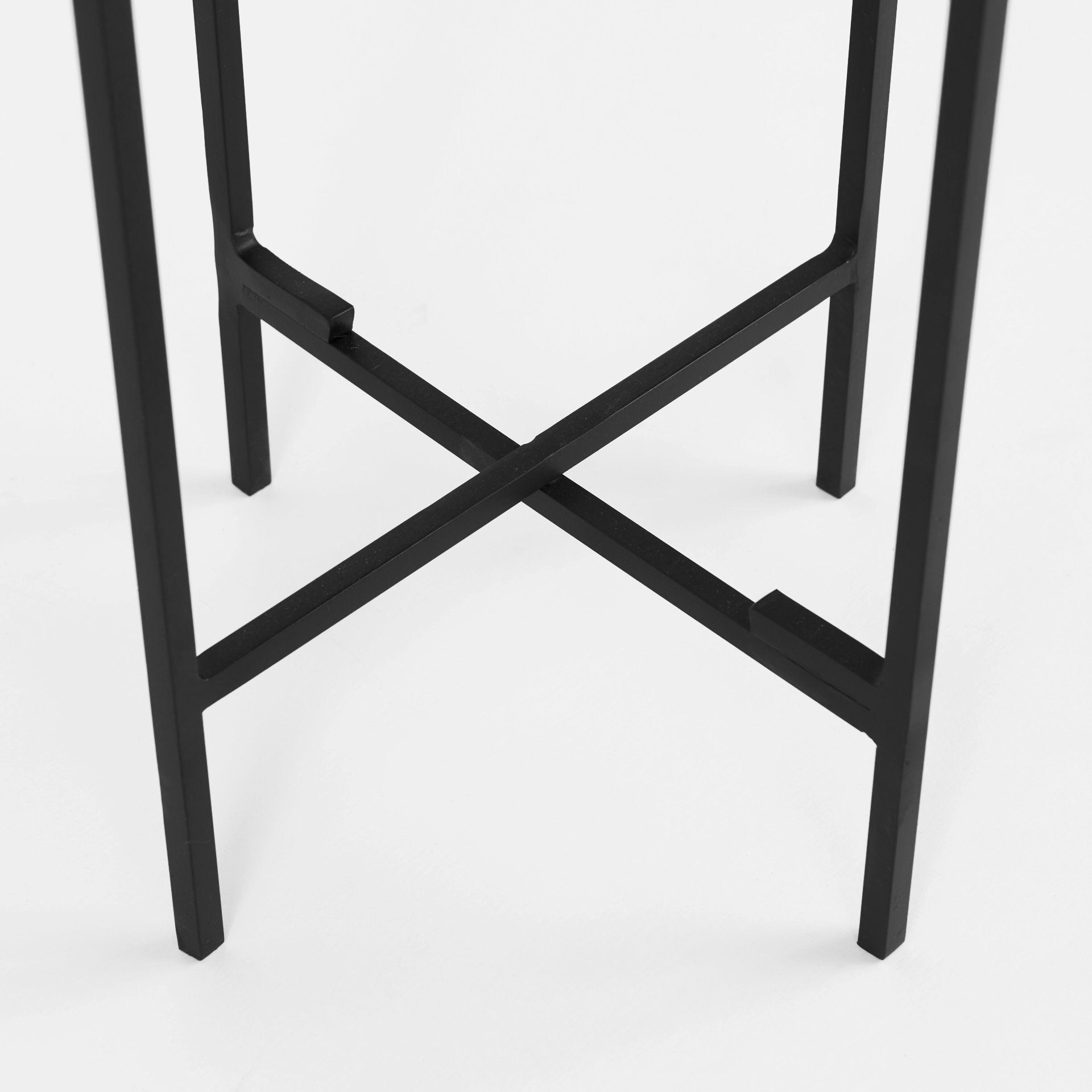 Sowerberry Plant Stand