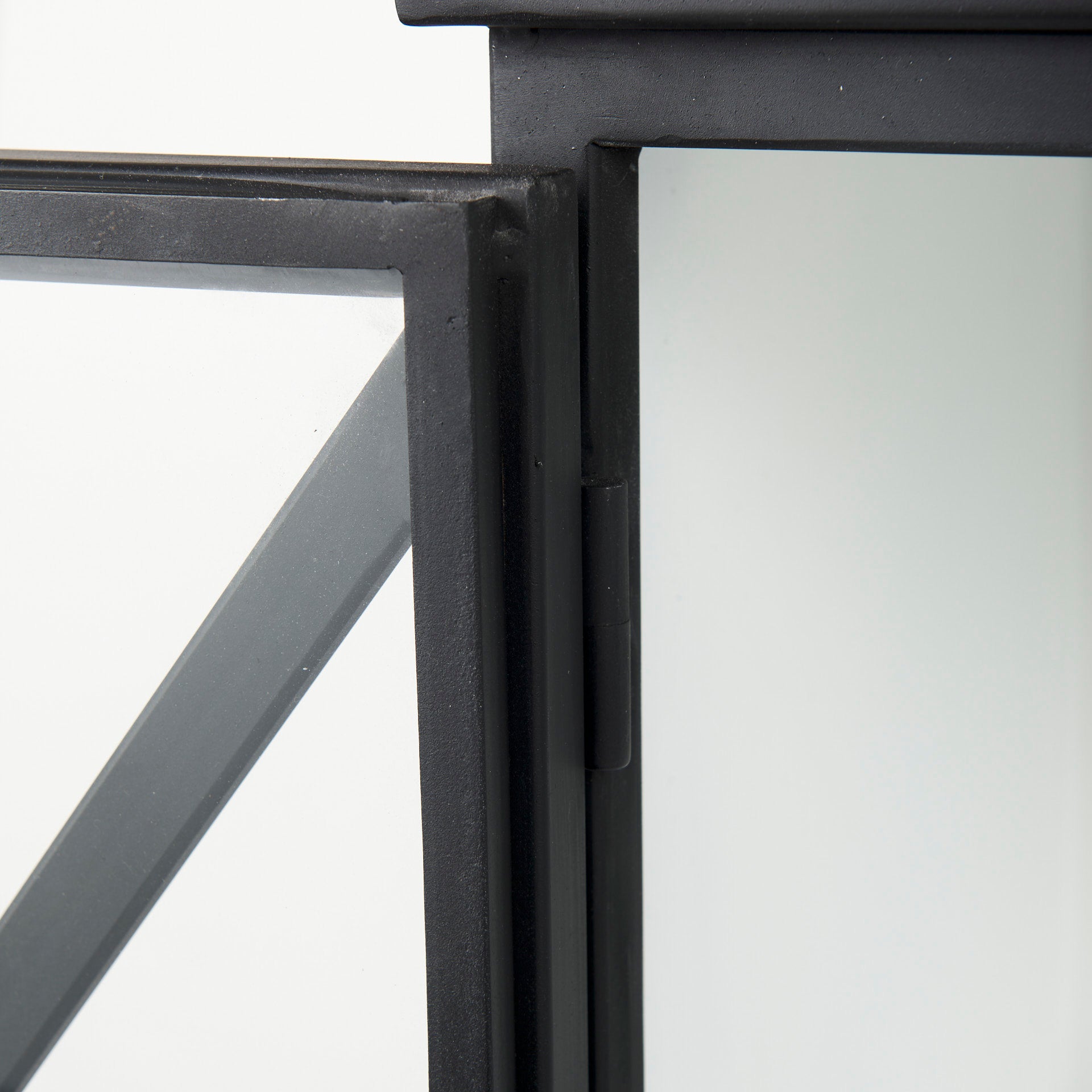 Aurelia Accent Cabinet