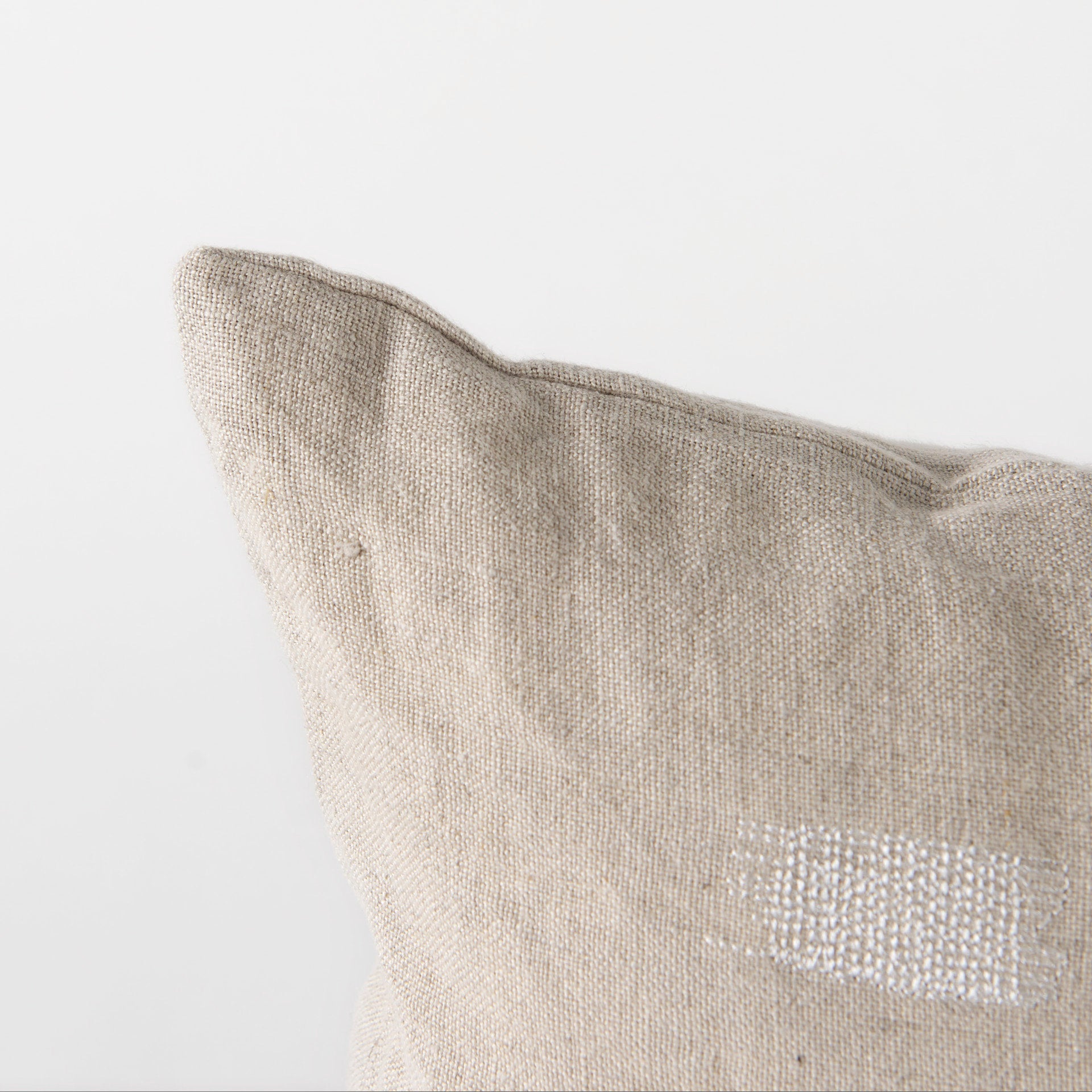 Lacey Lumbar Pillow