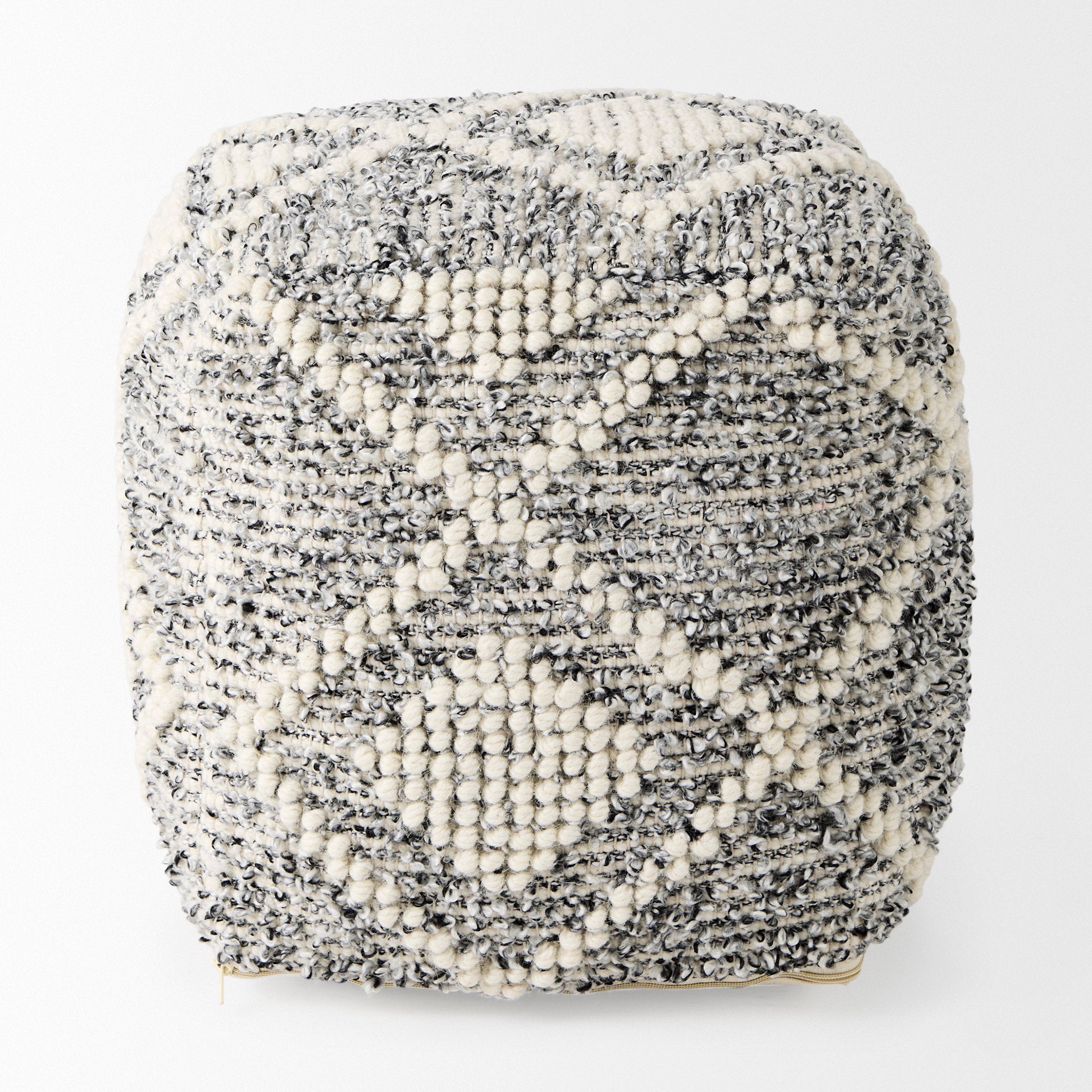 Ekiya Pouf