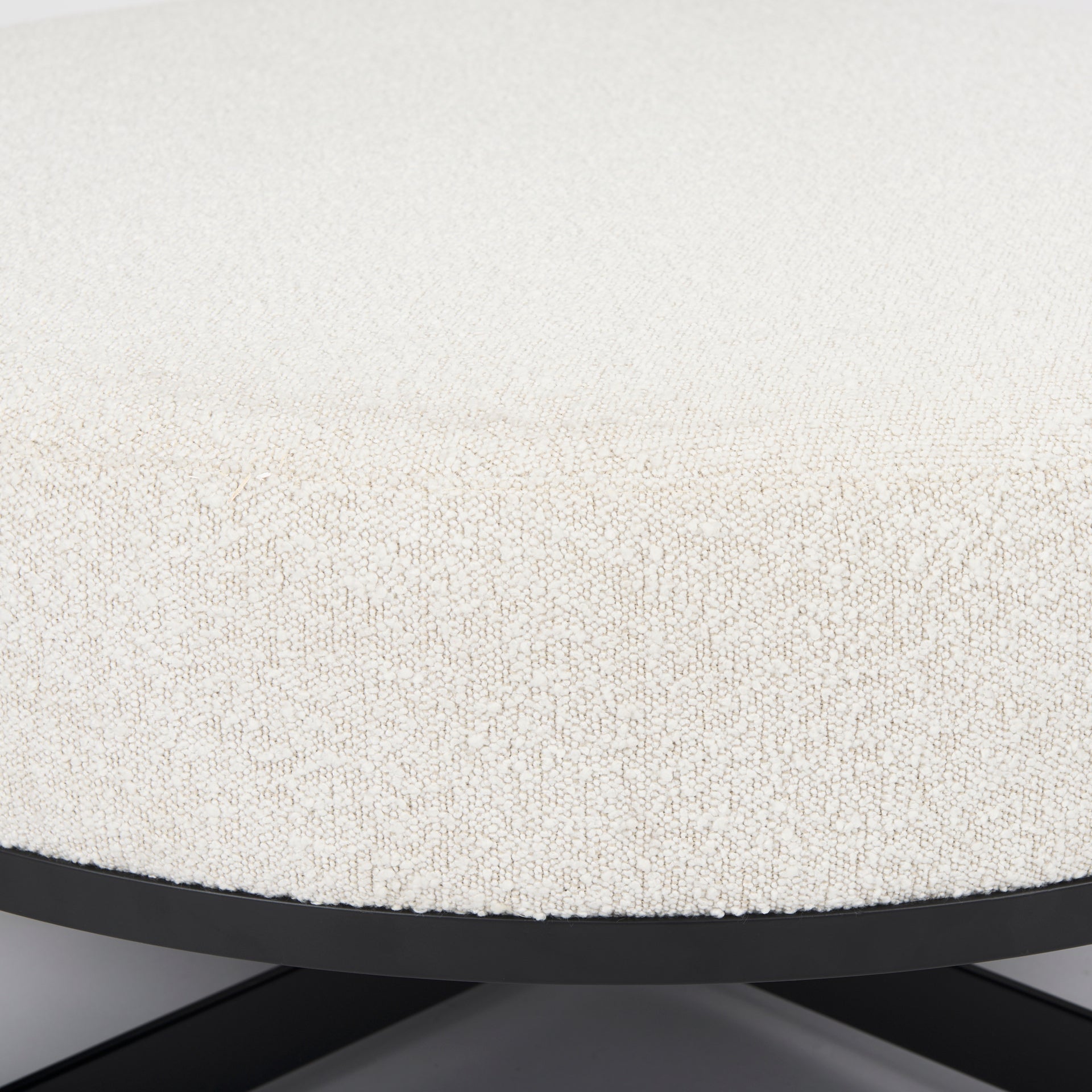 Amelia Ottoman