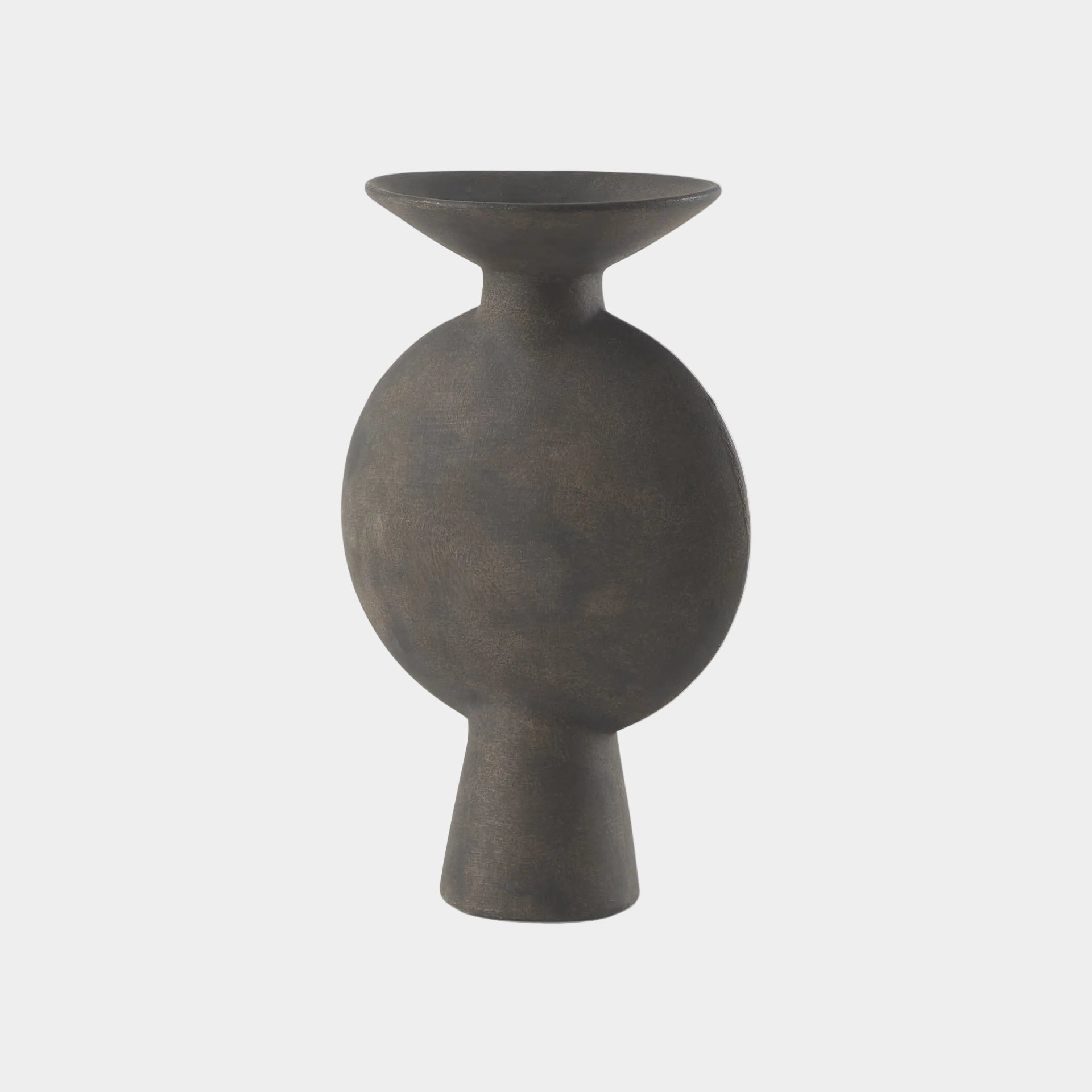 Kaz Vase