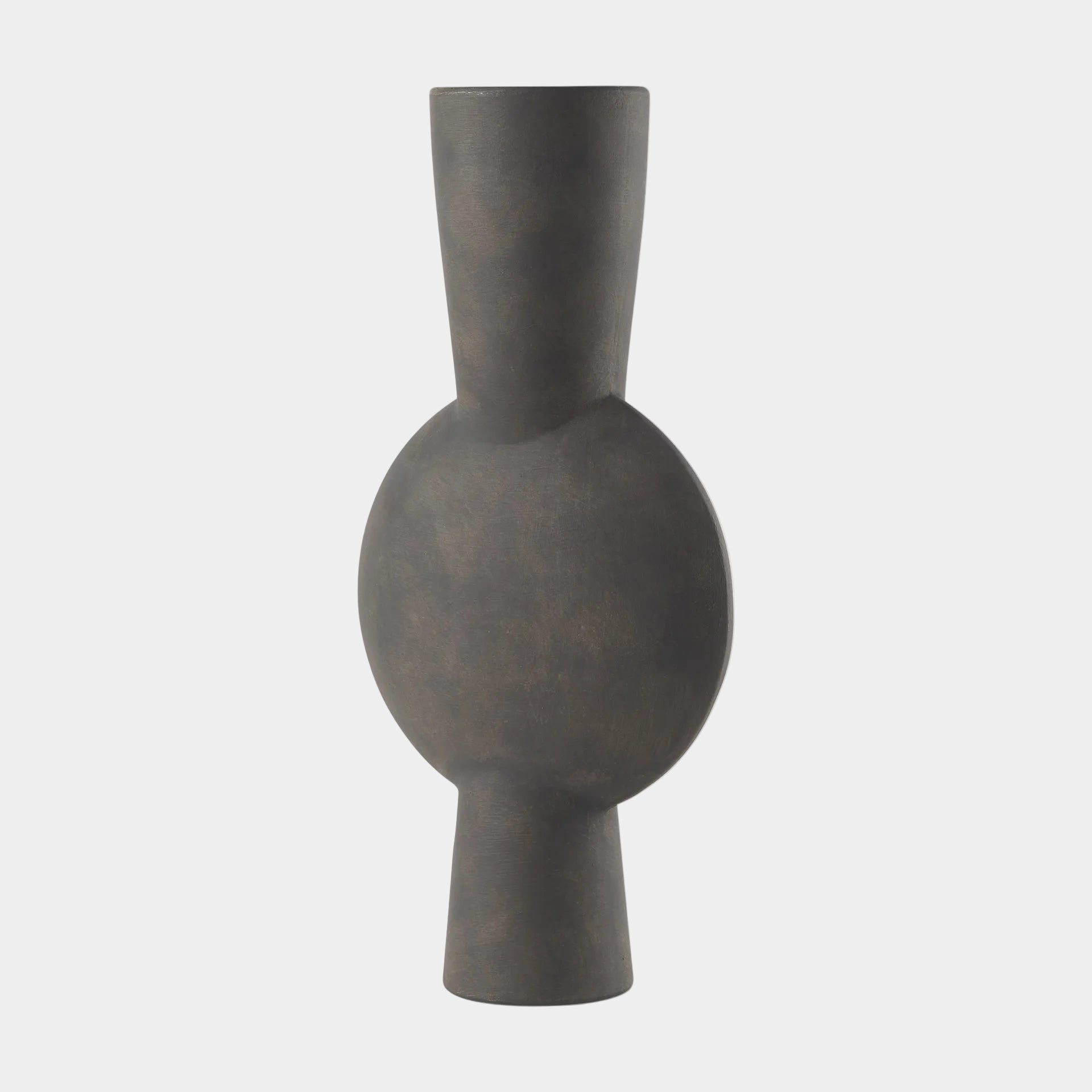 Kaz Vase