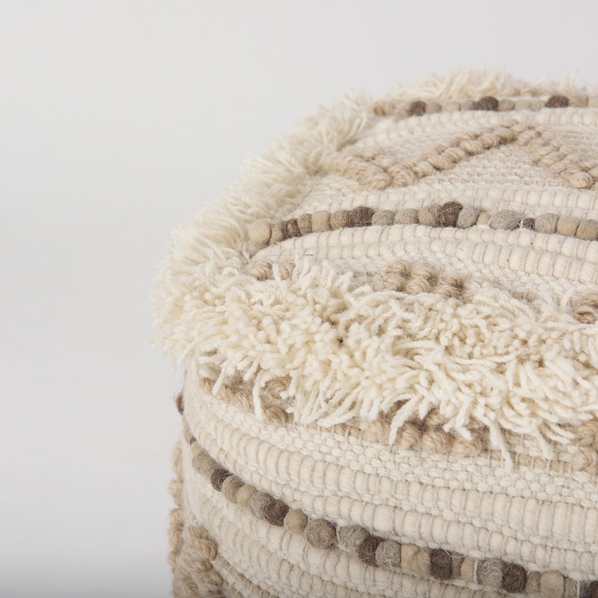 Caela Pouf