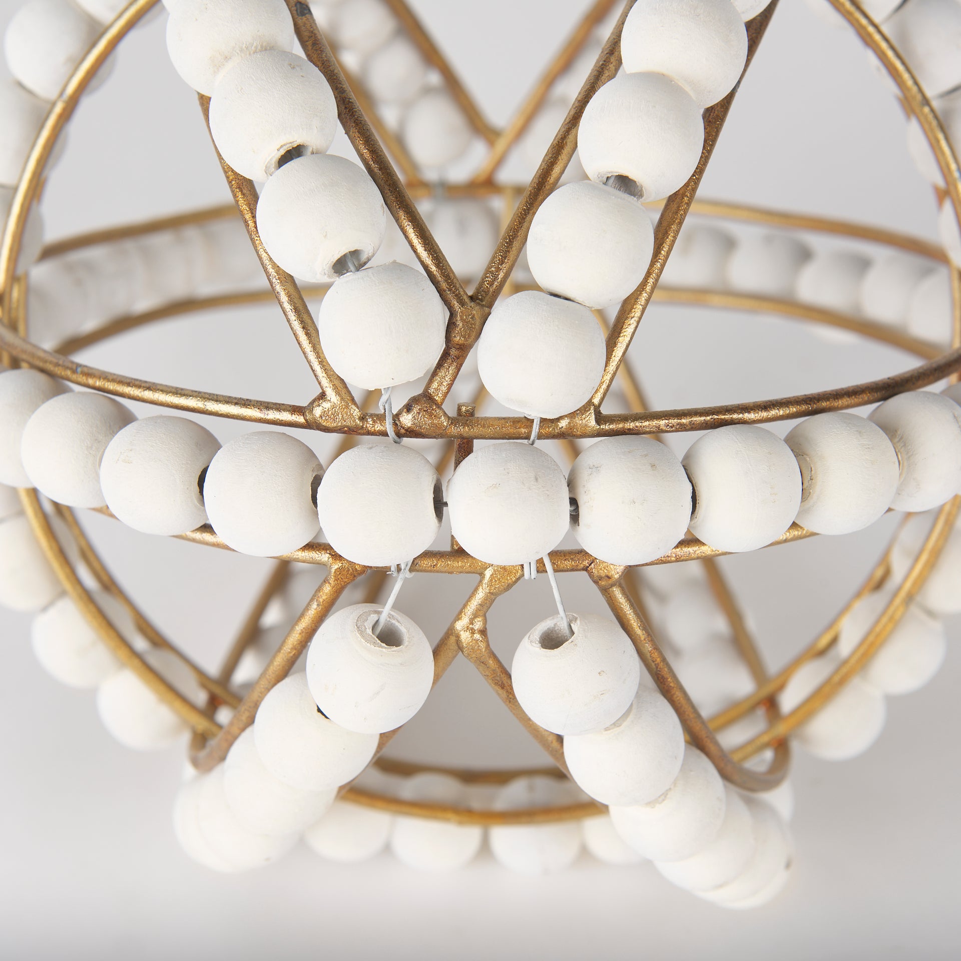Espanlade White Object