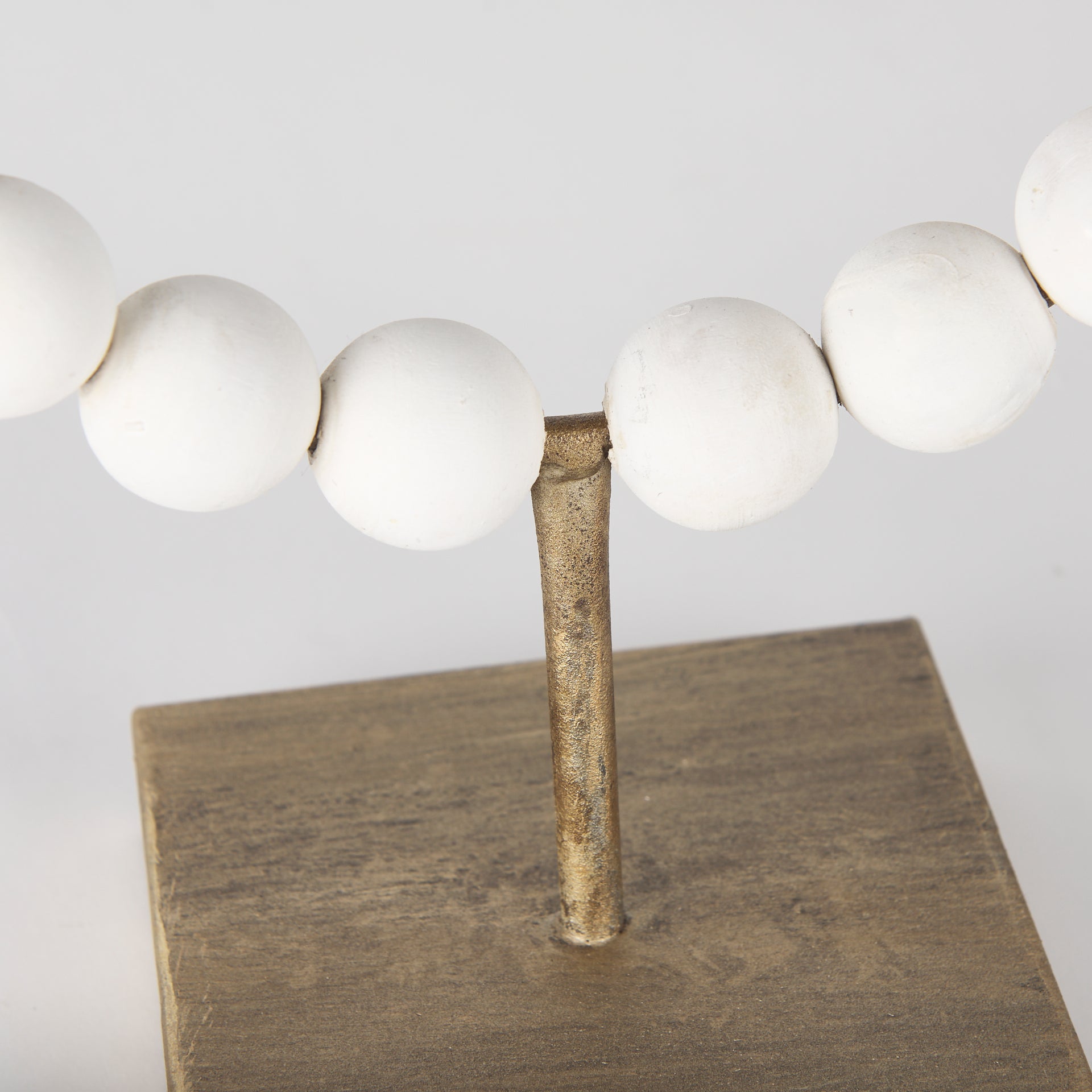 Tulane White Object