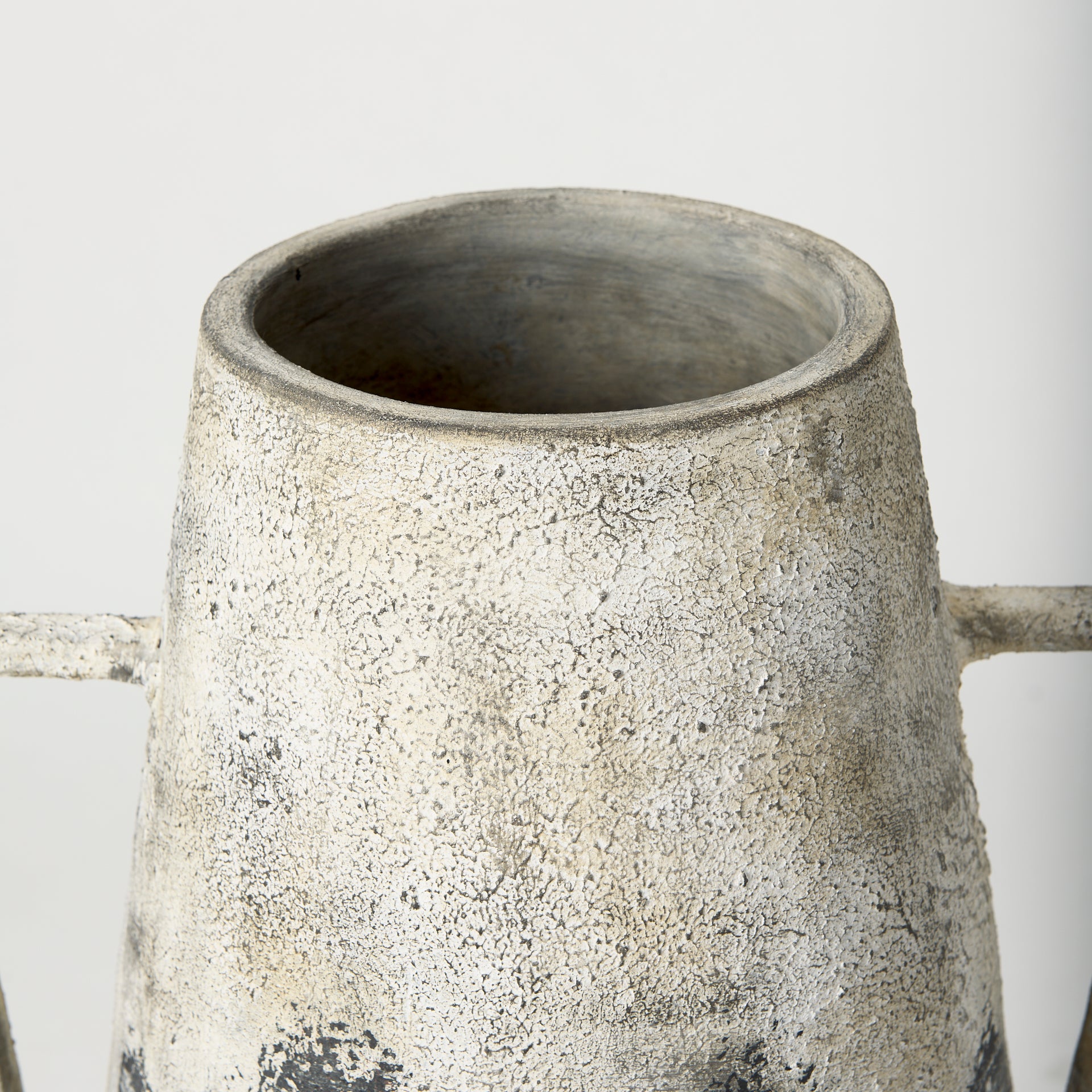 Boscia Floor Vase