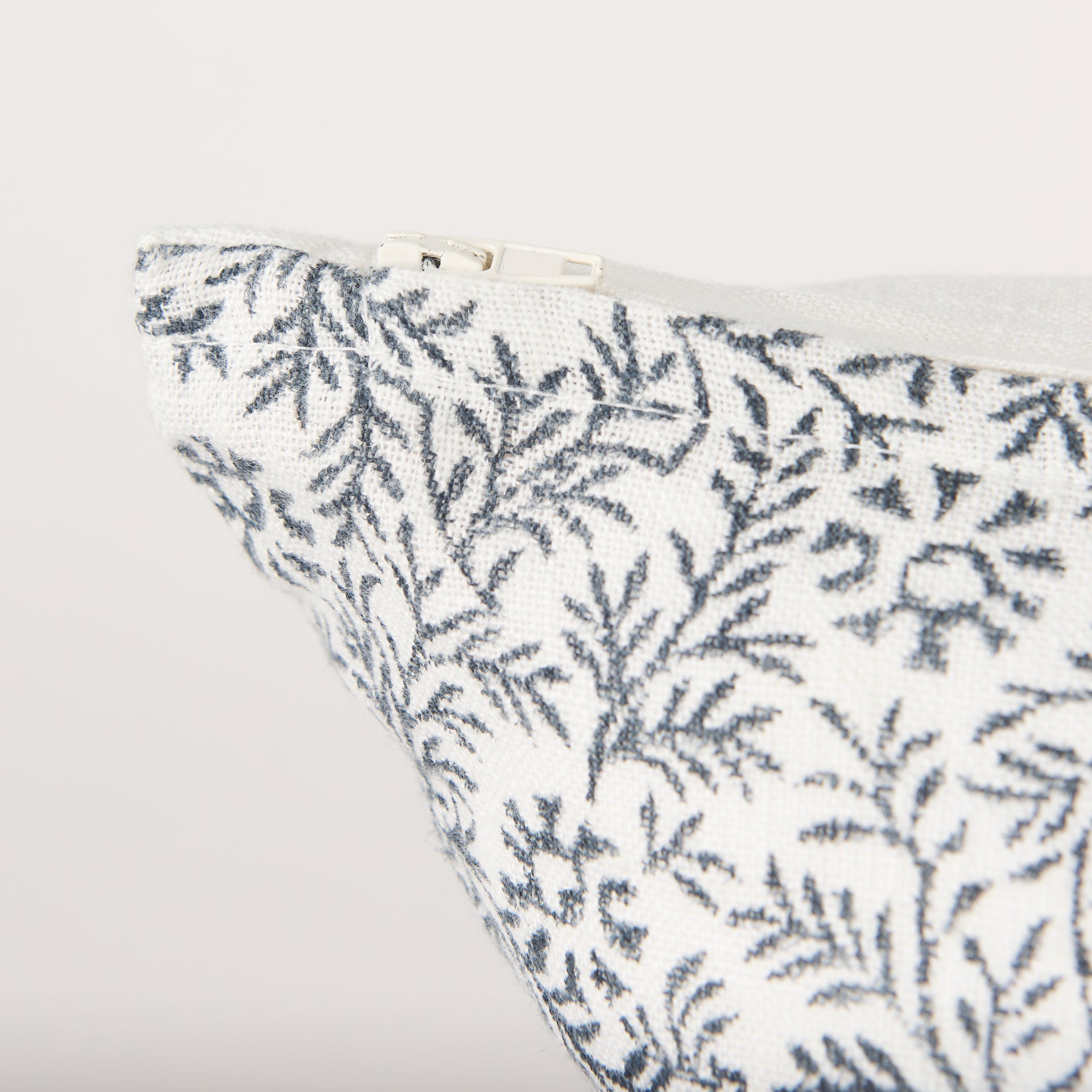 Jayne Lumbar Pillow