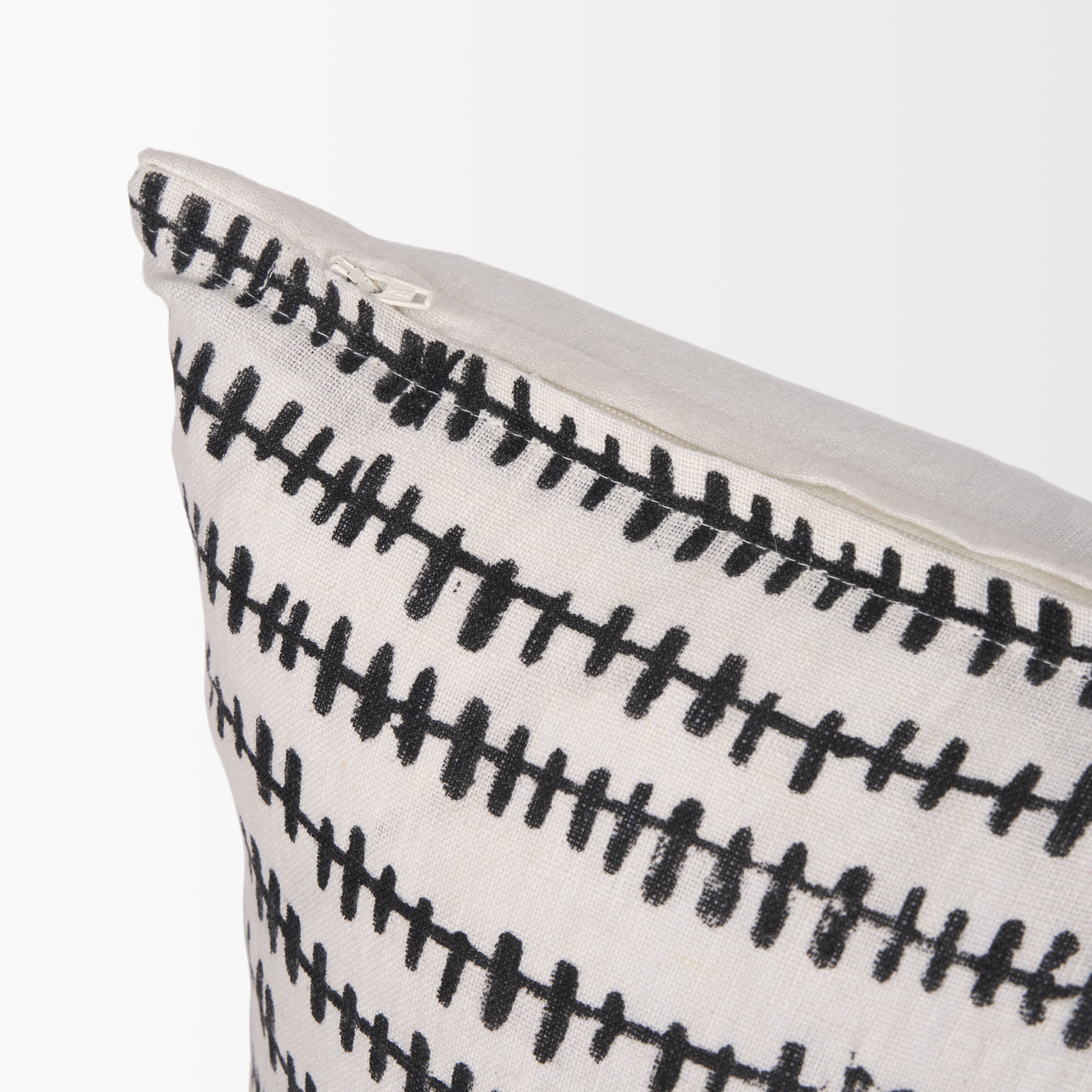 Jenna Lumbar Pillow