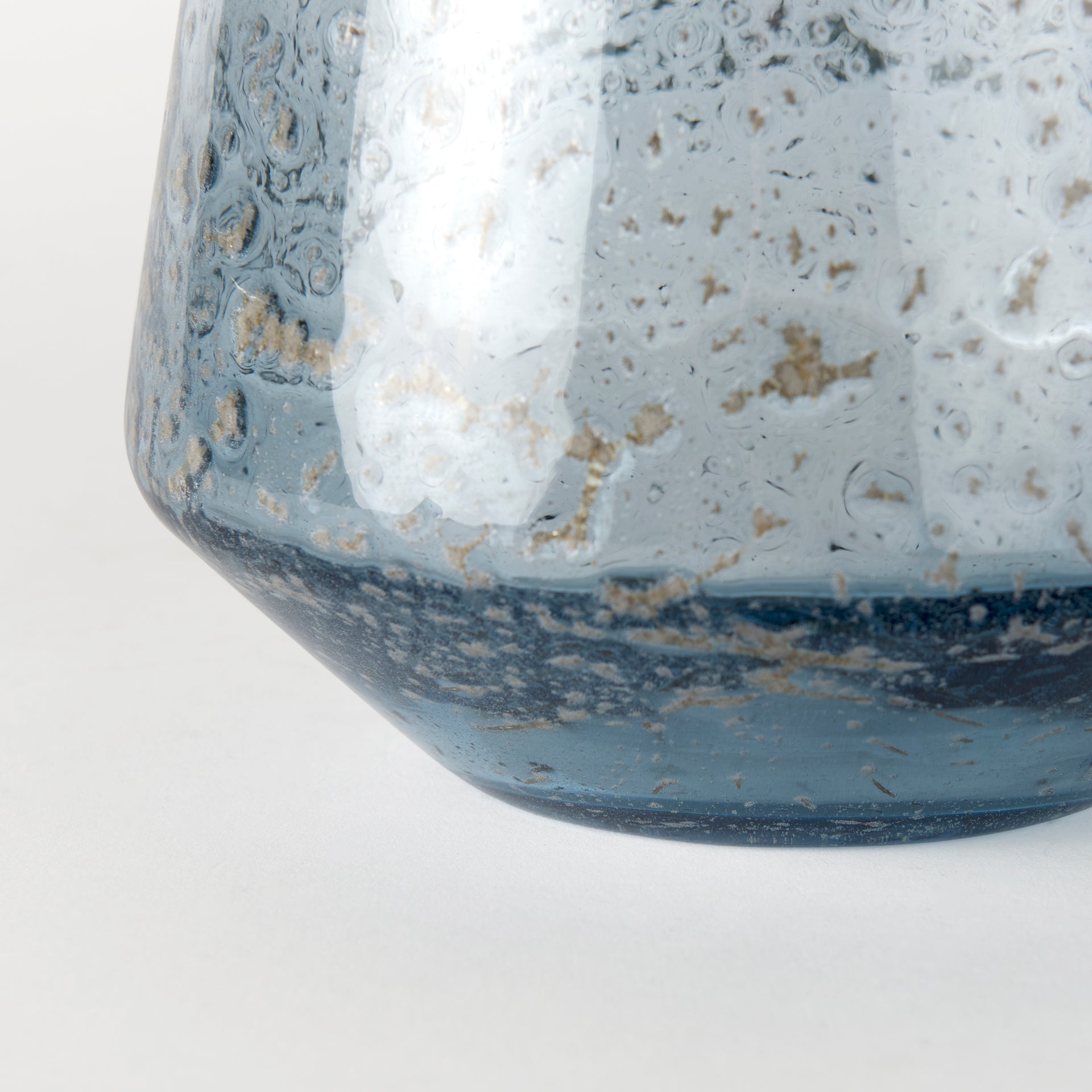 Robyn Vase
