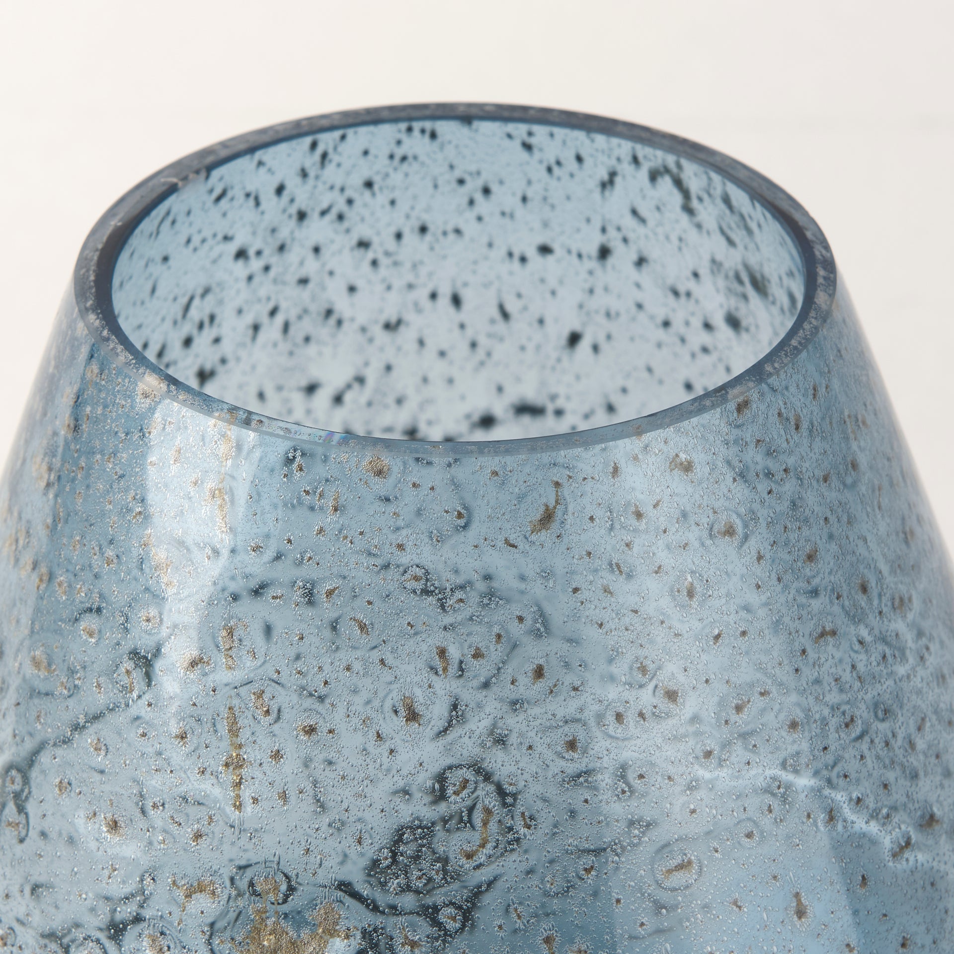 Robyn Vase