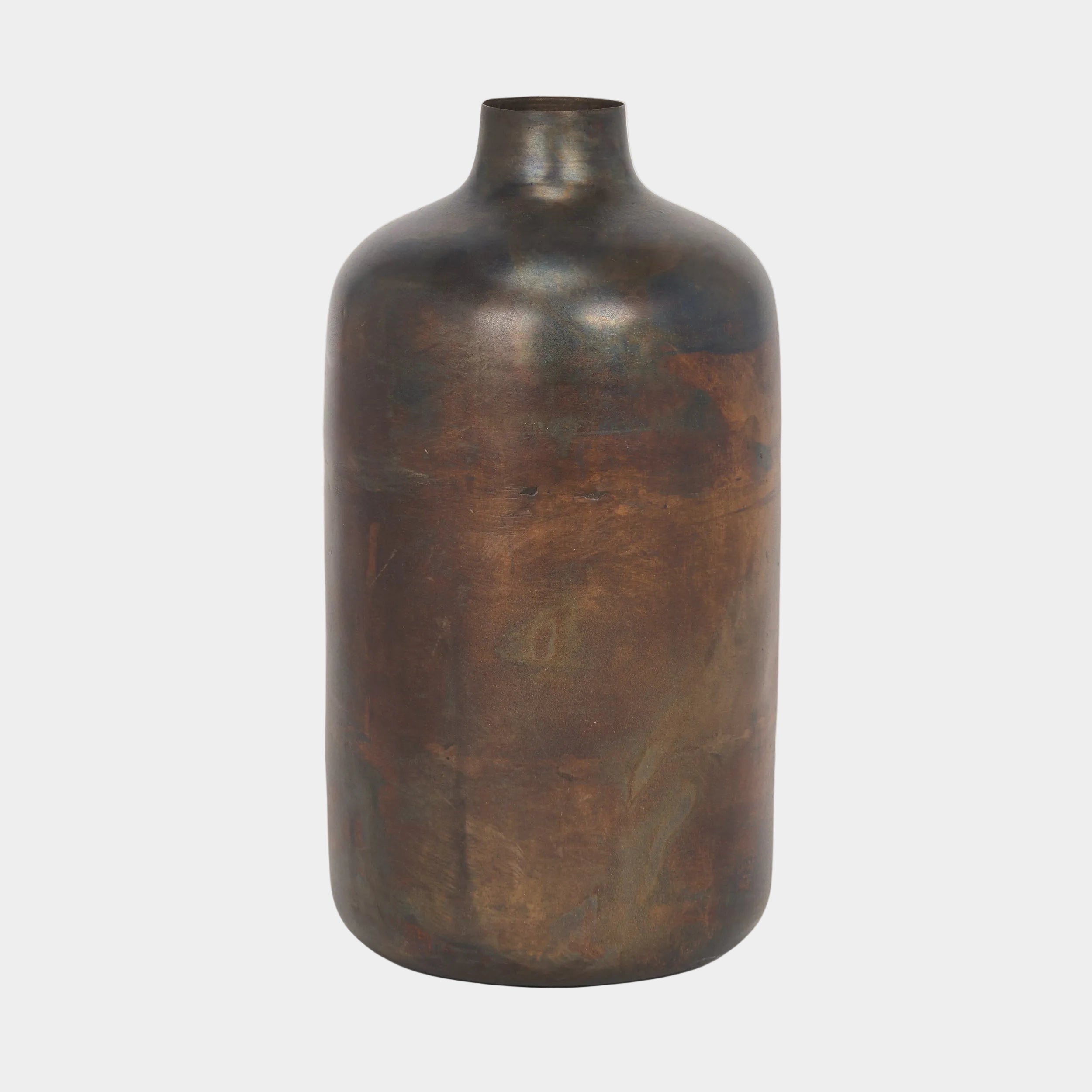 Daya Vase