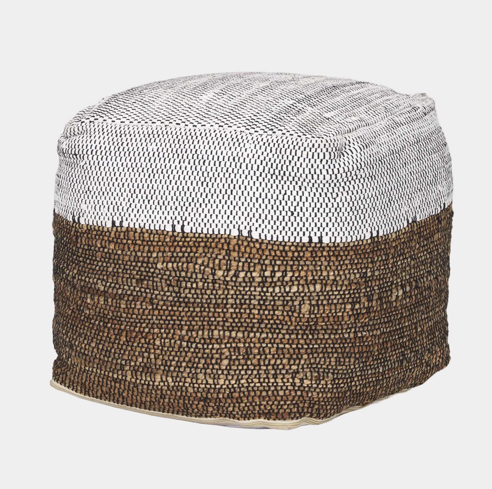 Samiya Pouf