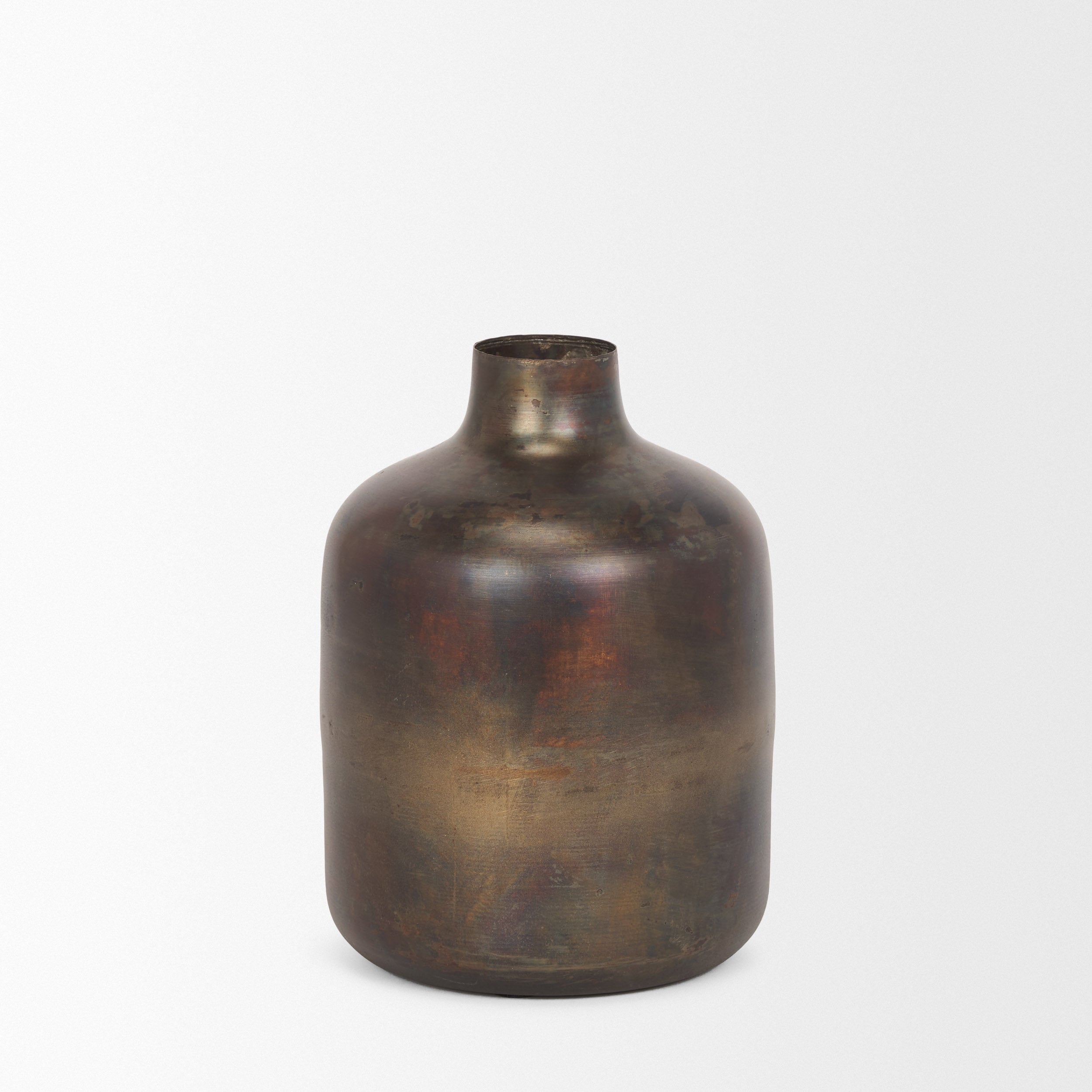 Daya Vase