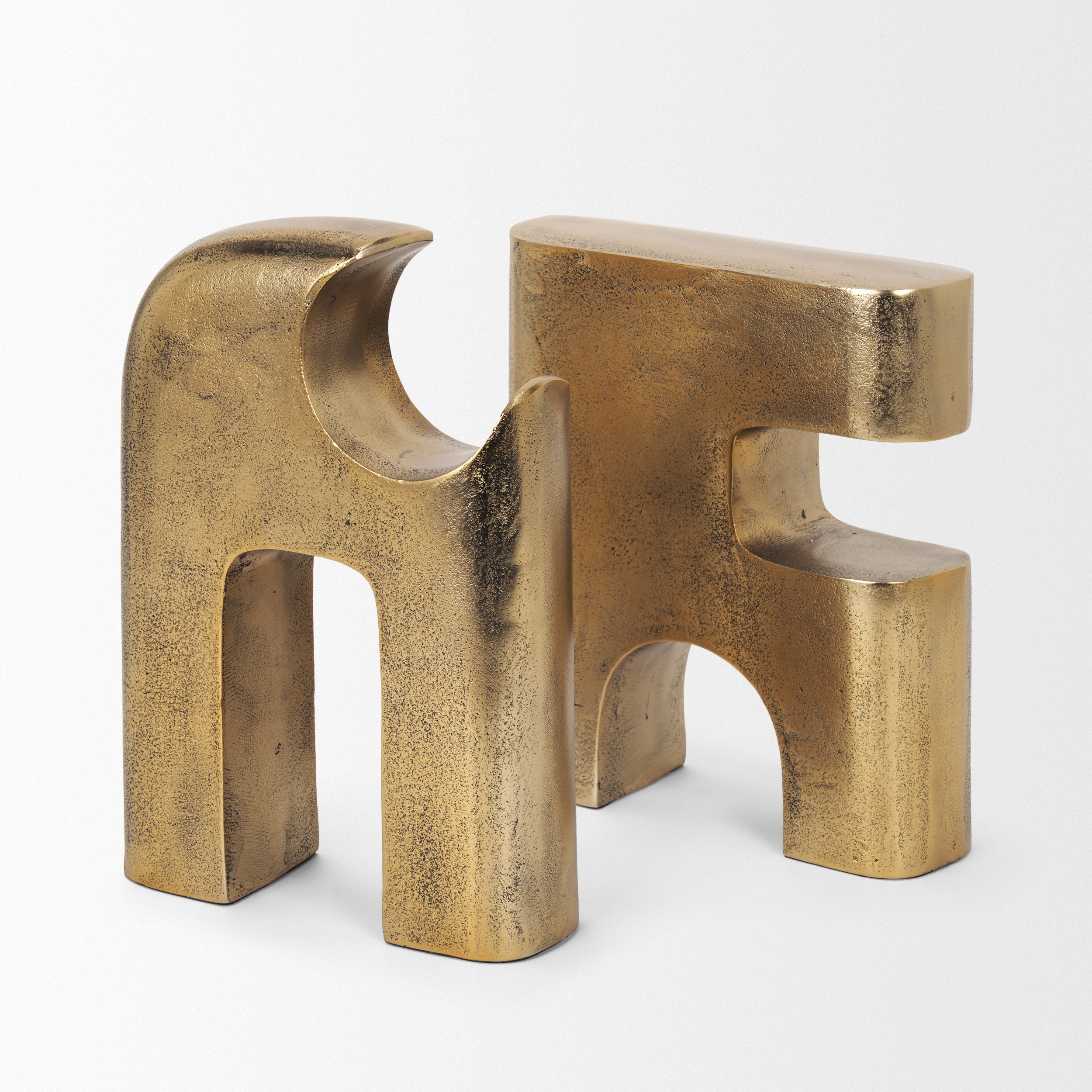 Renni Sculpture