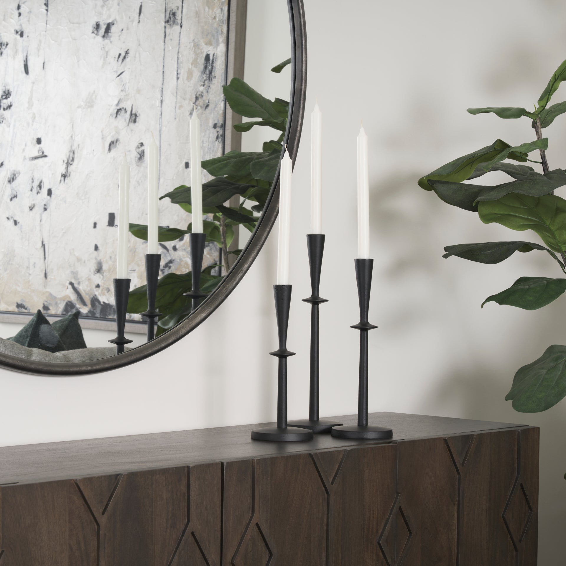 Qwin Candle Holder