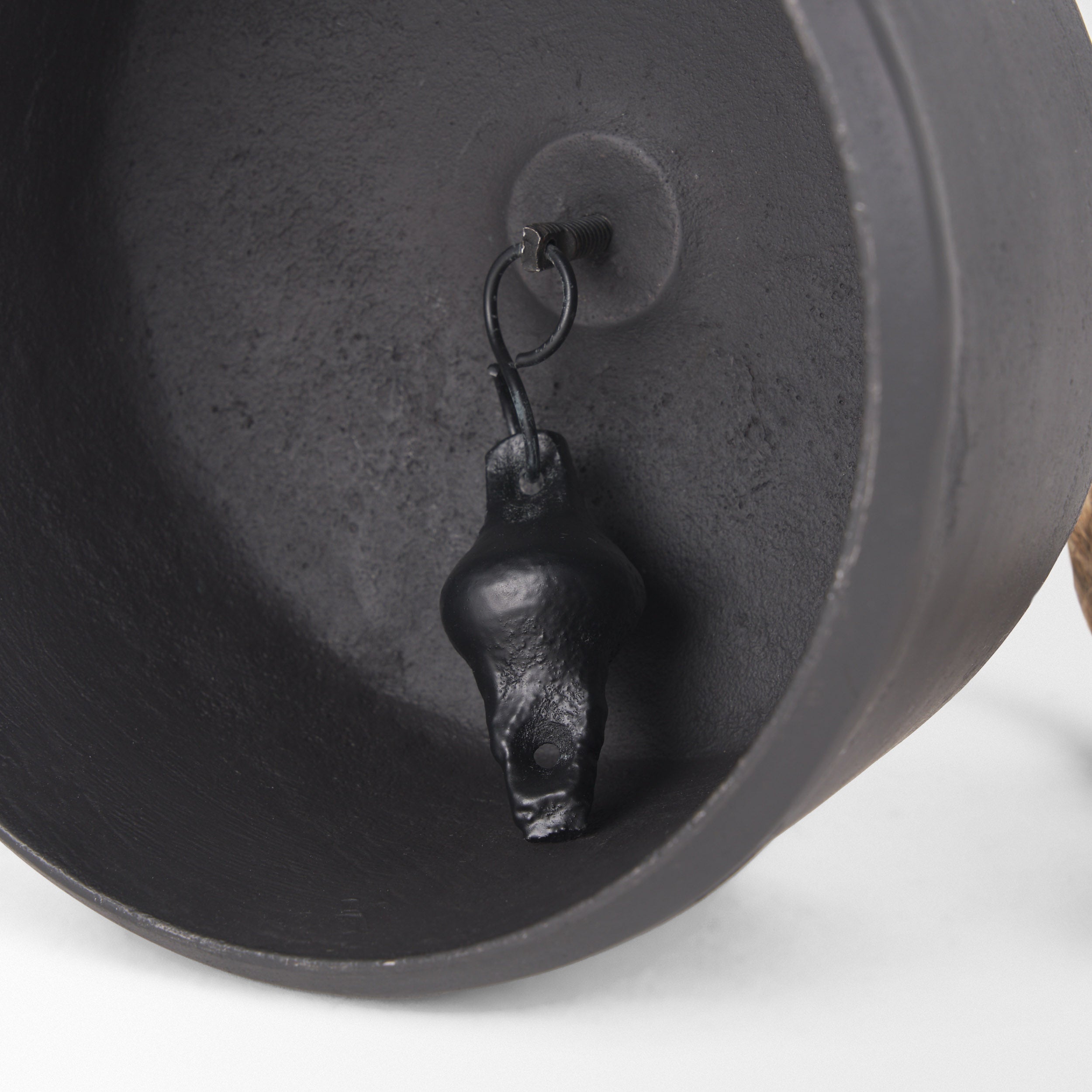 Quincy Black Bell Object