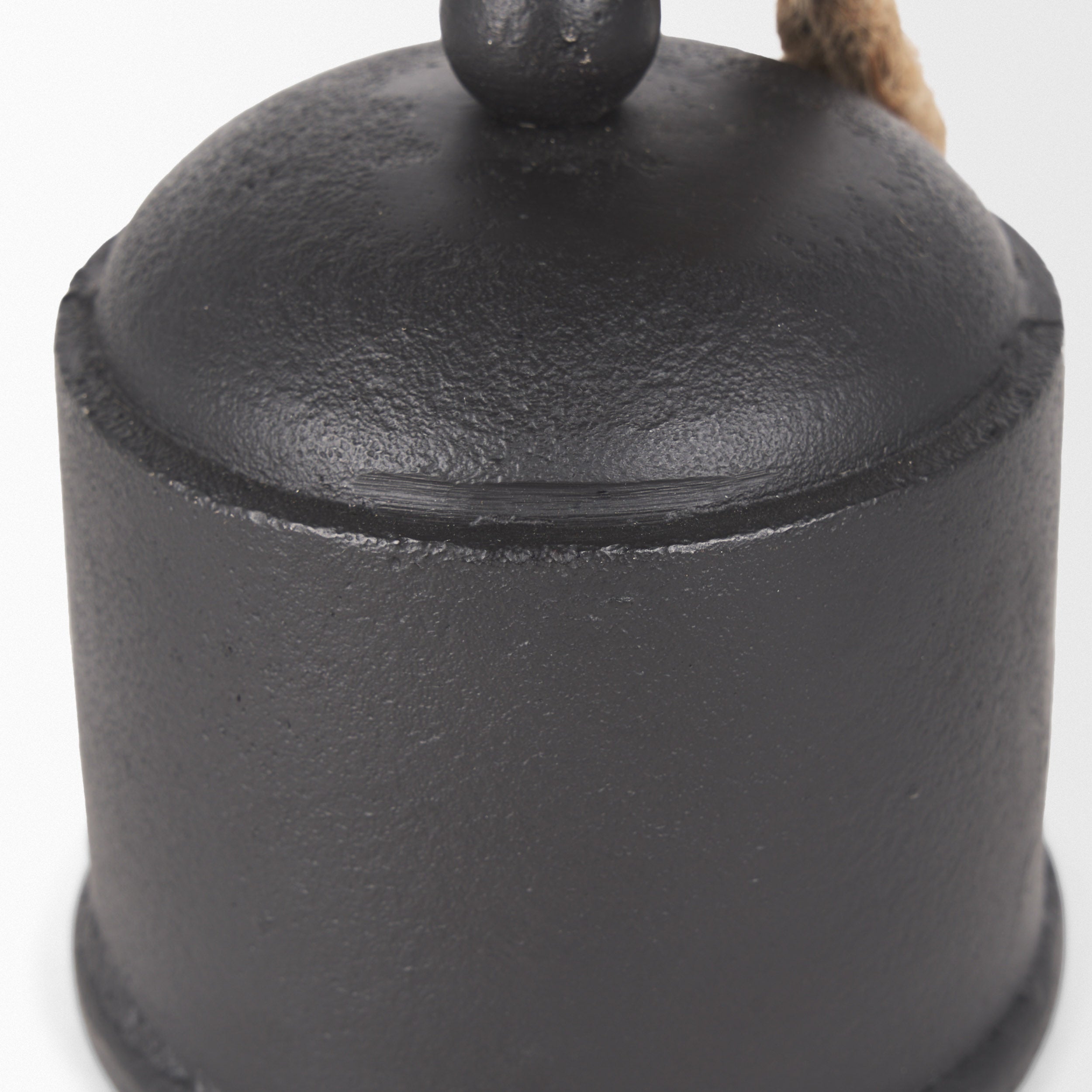 Quincy Black Bell Object
